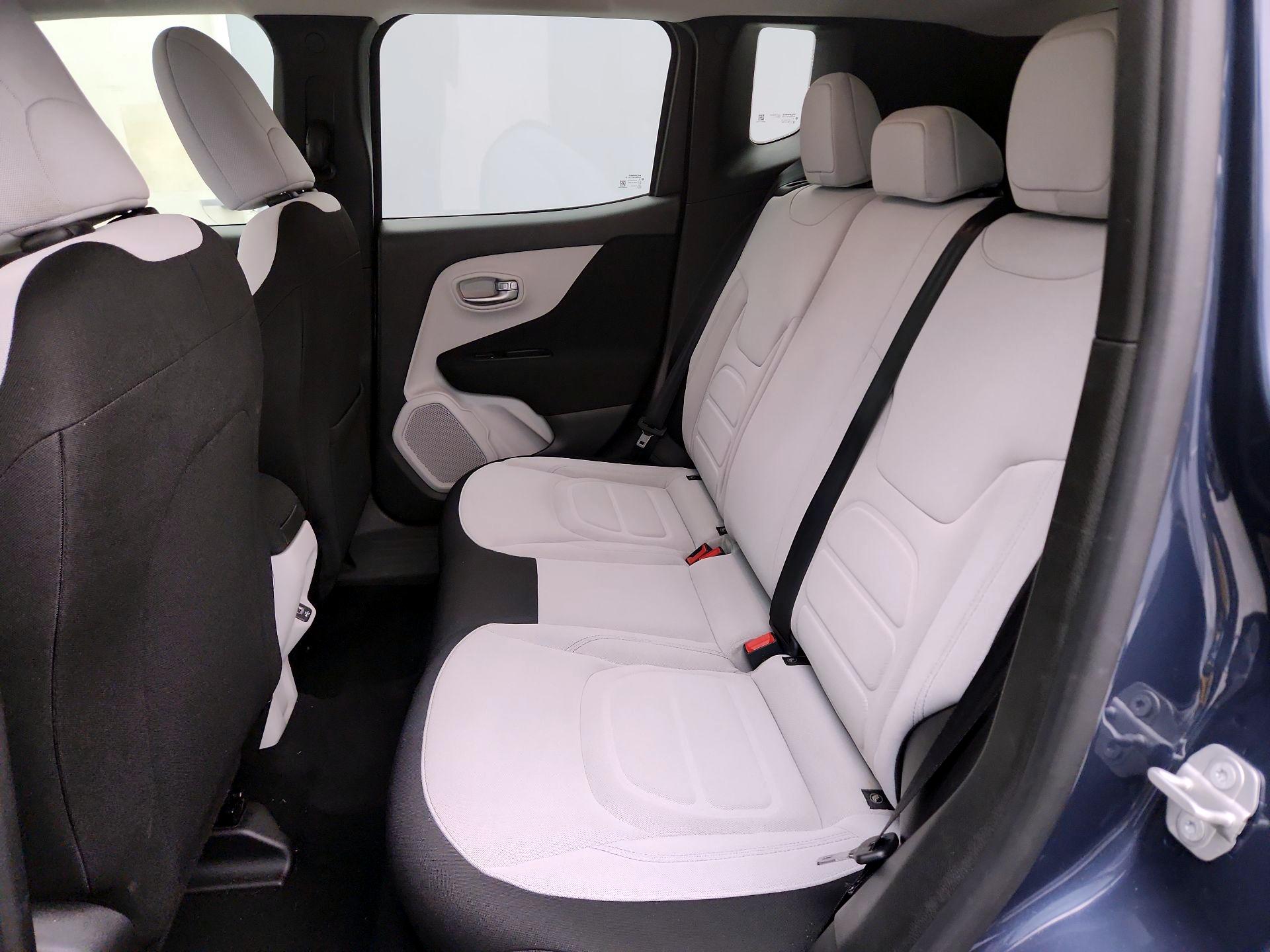 Thumbnail: 2021 Jeep Renegade - 19