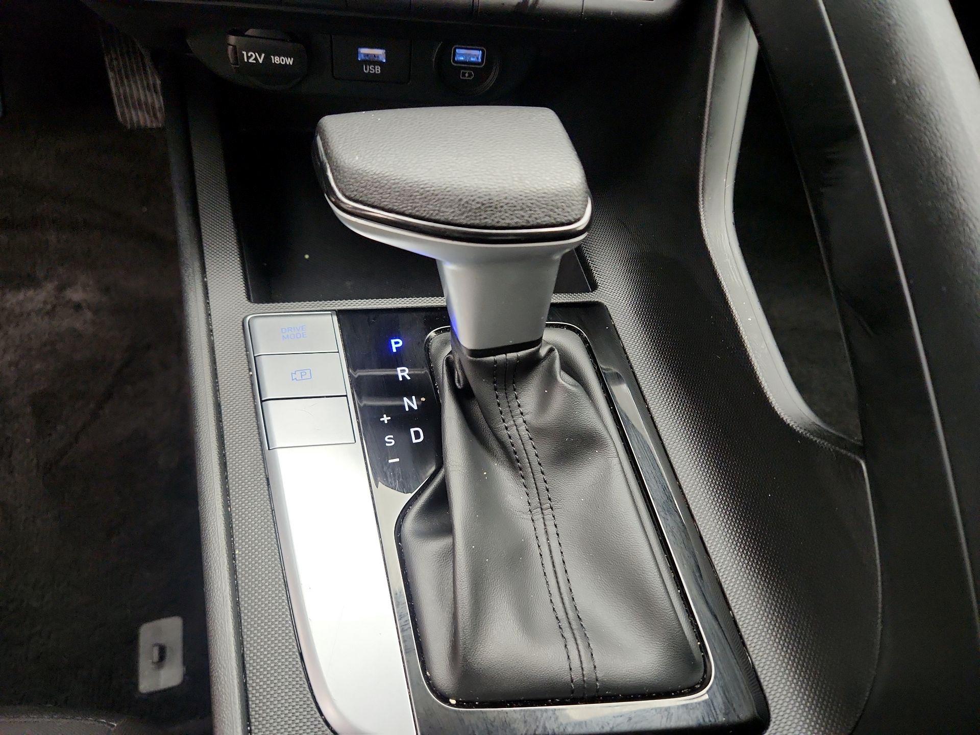 Thumbnail: 2023 Hyundai Elantra - 17