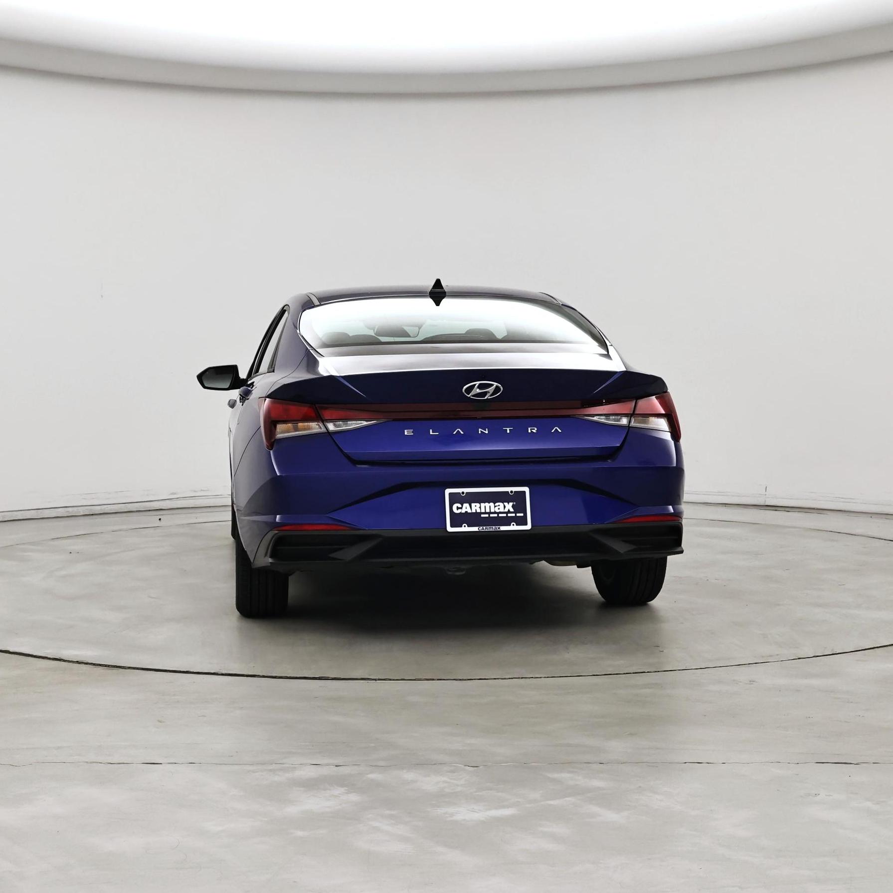 Thumbnail: 2023 Hyundai Elantra - 6