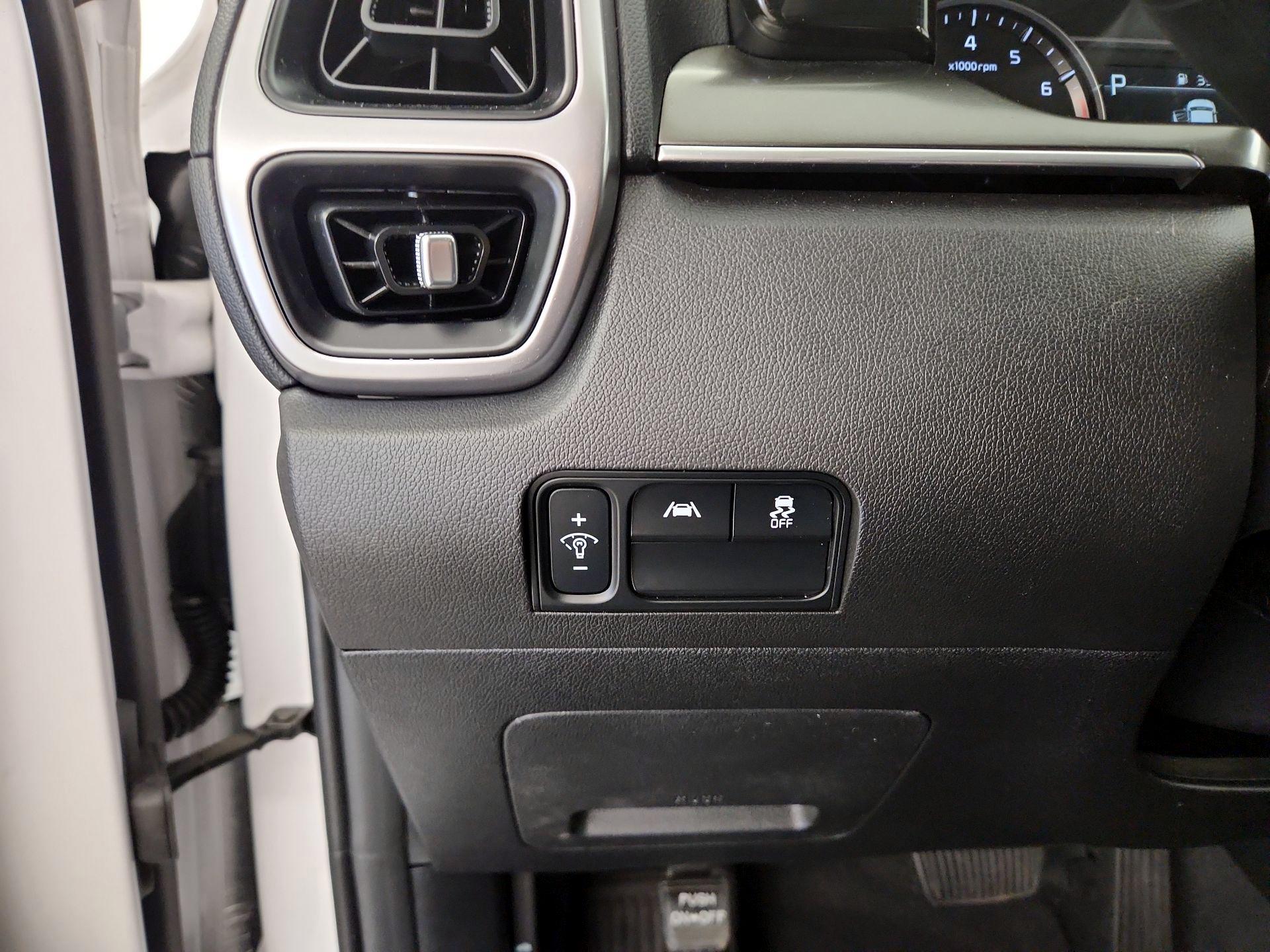 Thumbnail: 2022 Kia Sorento - 13