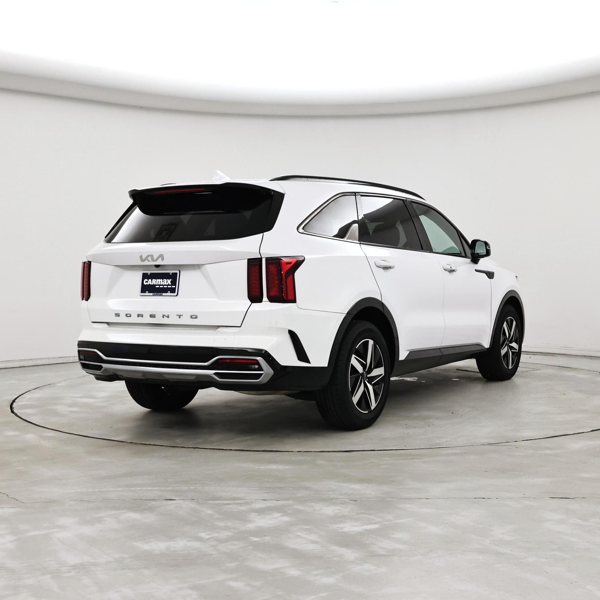 Thumbnail: 2022 Kia Sorento - 8