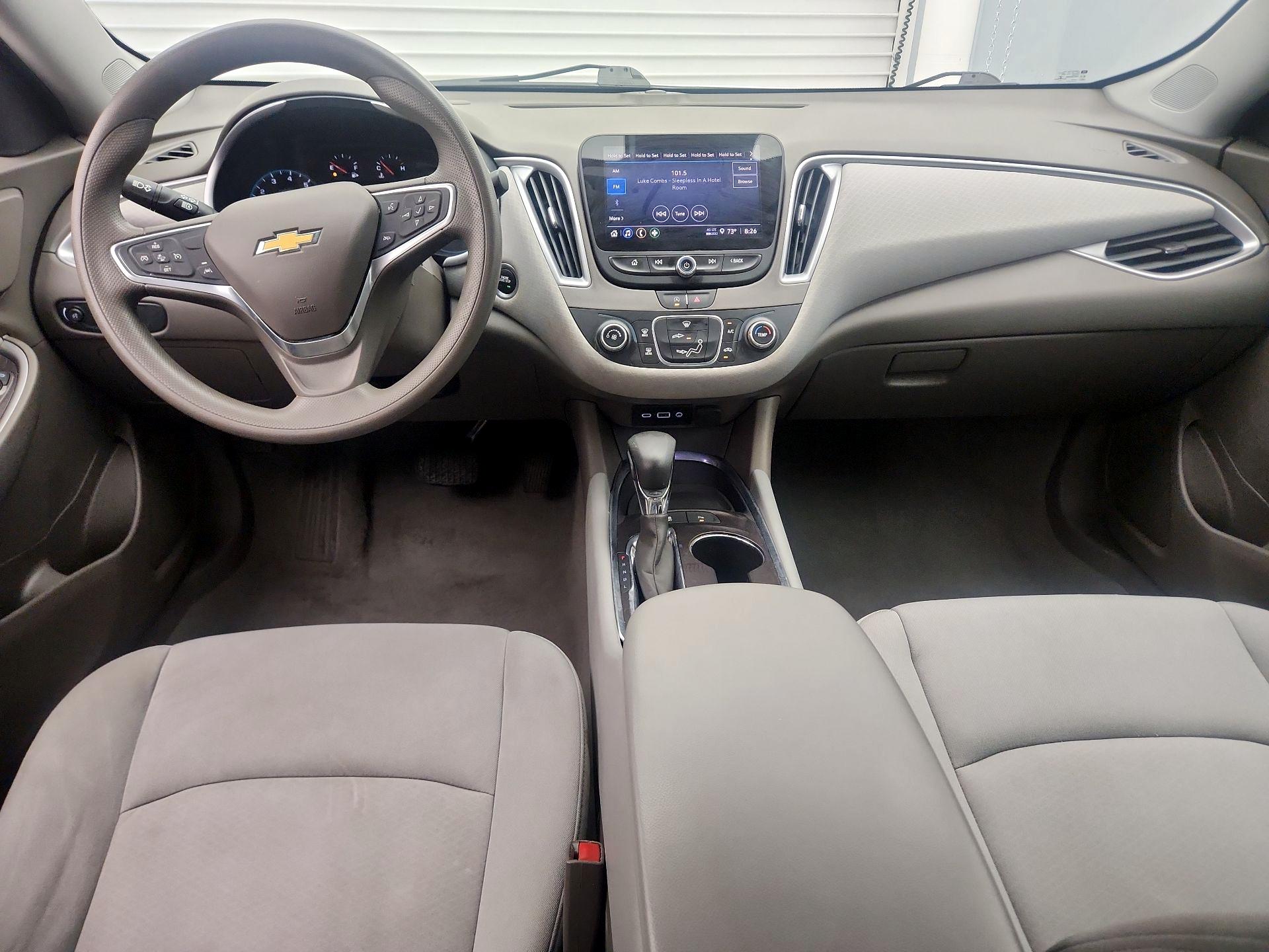Thumbnail: 2021 Chevrolet Malibu - 9