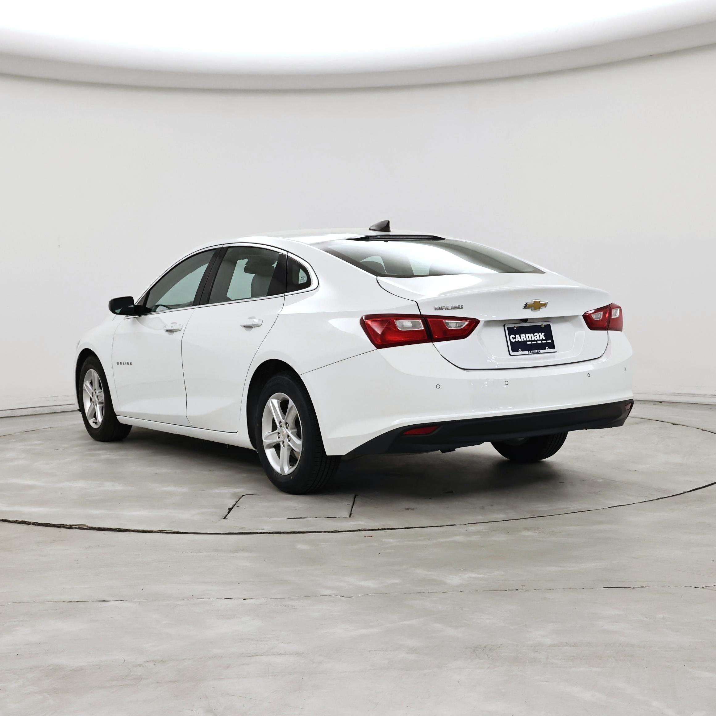 Thumbnail: 2021 Chevrolet Malibu - 2