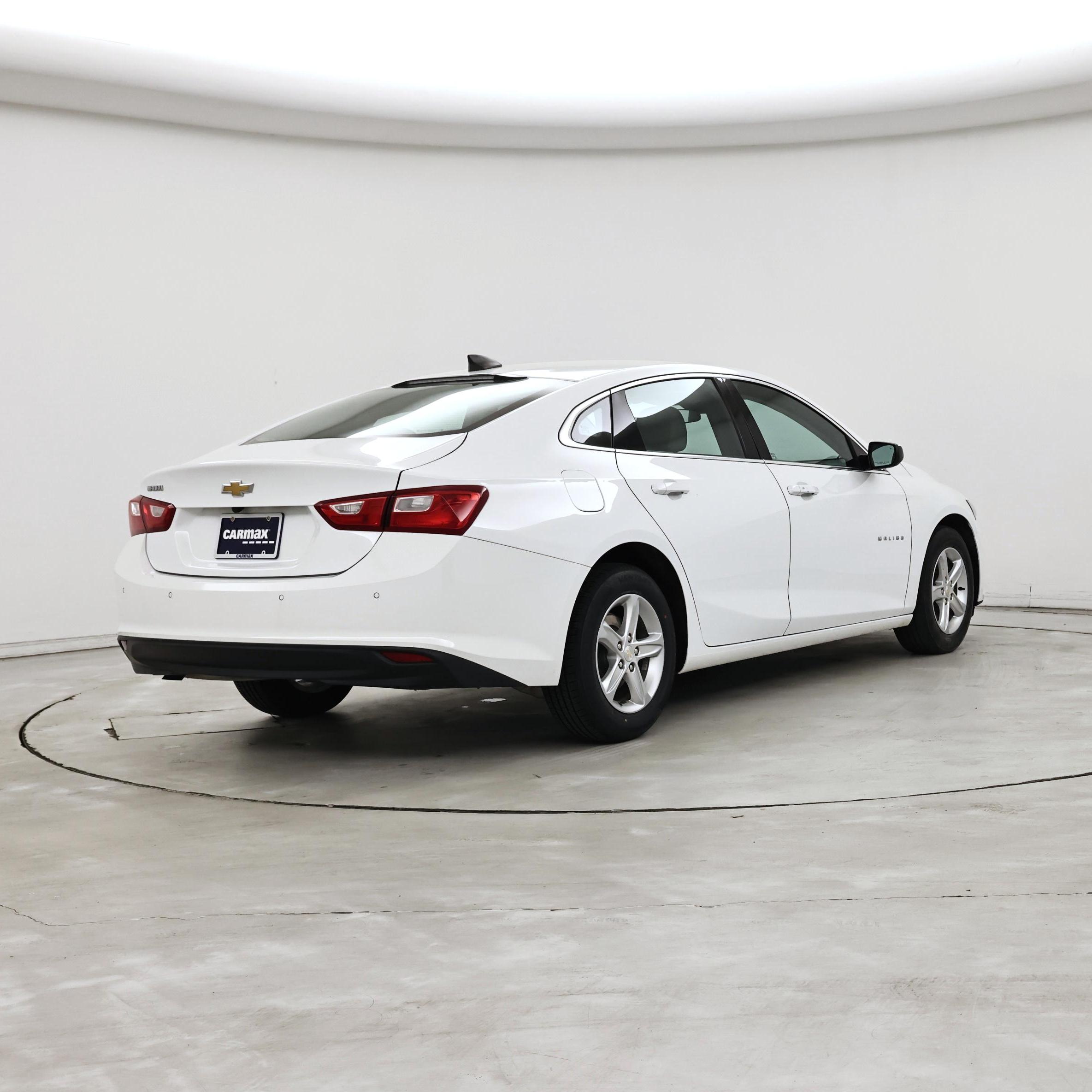 Thumbnail: 2021 Chevrolet Malibu - 8