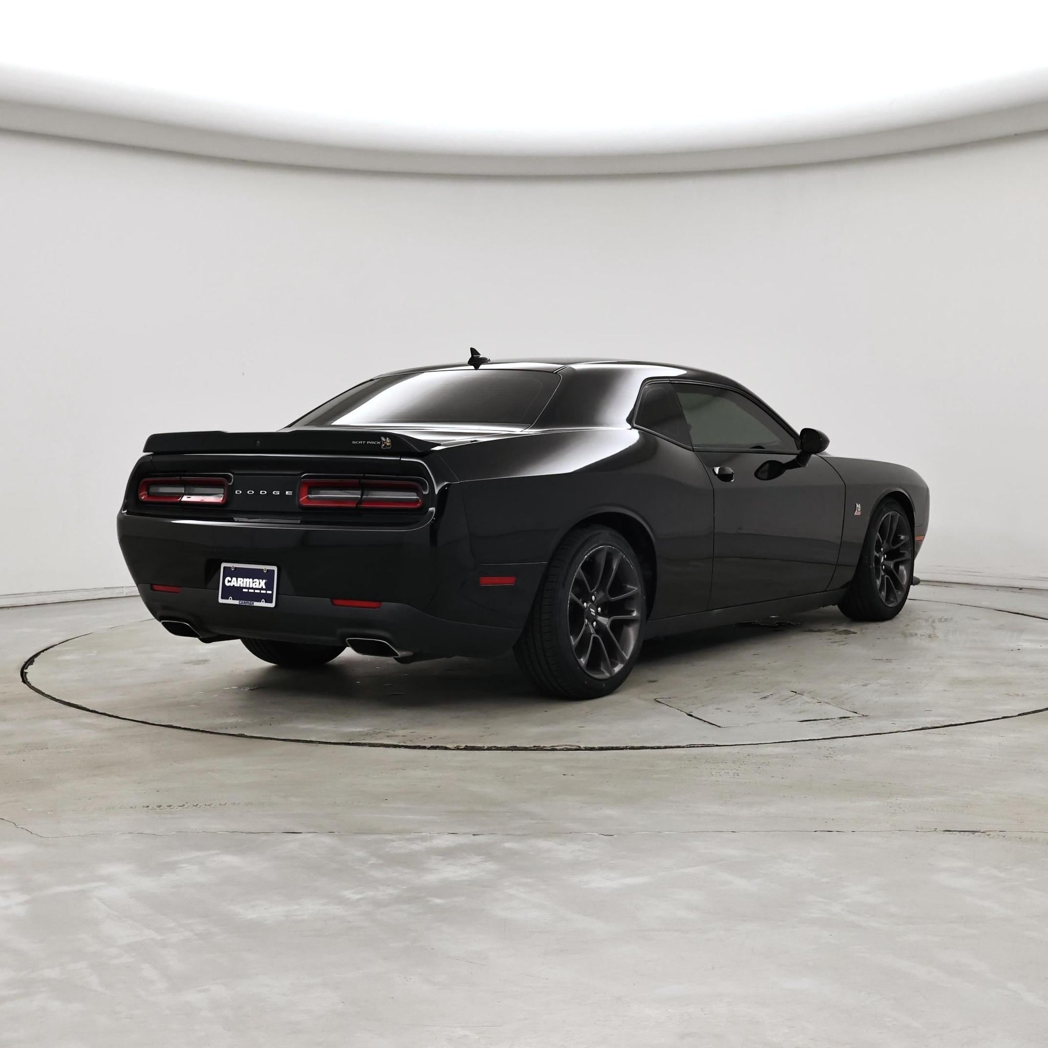Thumbnail: 2022 Dodge Challenger - 8
