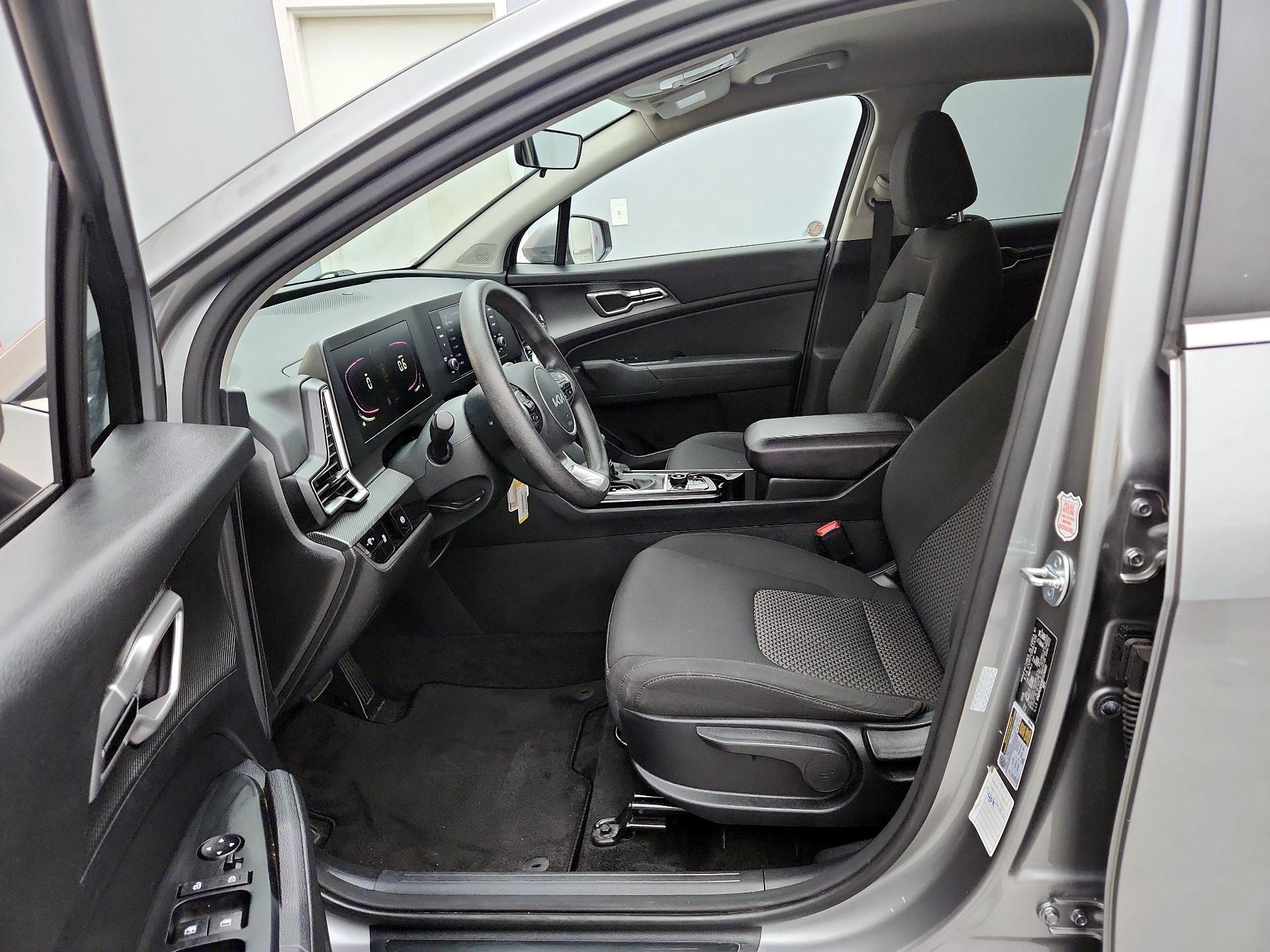 Thumbnail: 2024 Kia Sportage - 11