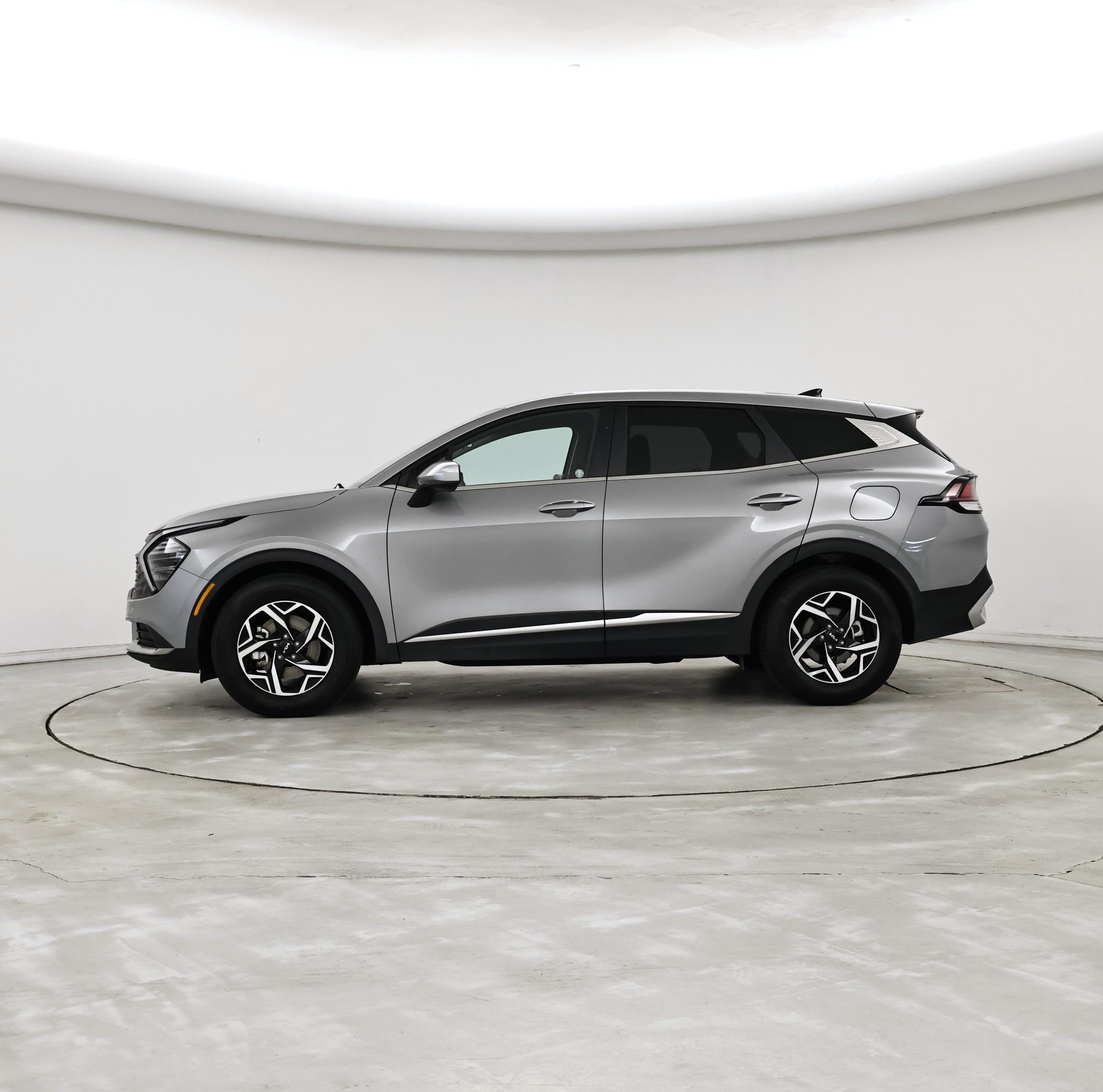 Thumbnail: 2024 Kia Sportage - 3