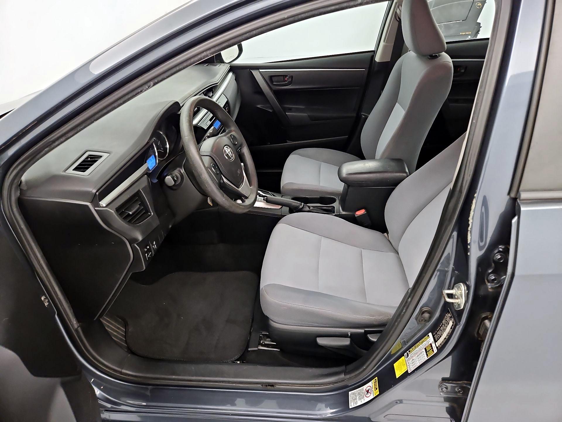 Thumbnail: 2015 Toyota Corolla - 11