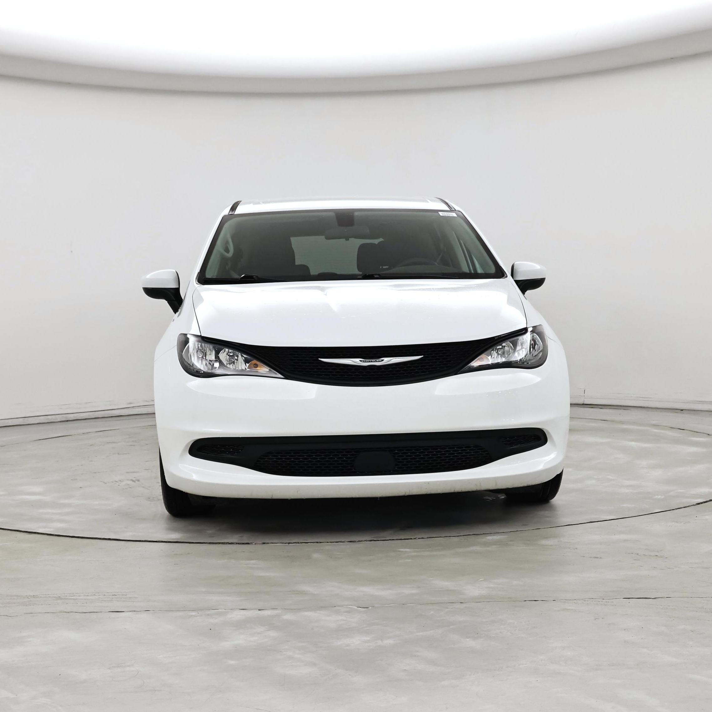 Thumbnail: 2022 Chrysler Voyager - 5