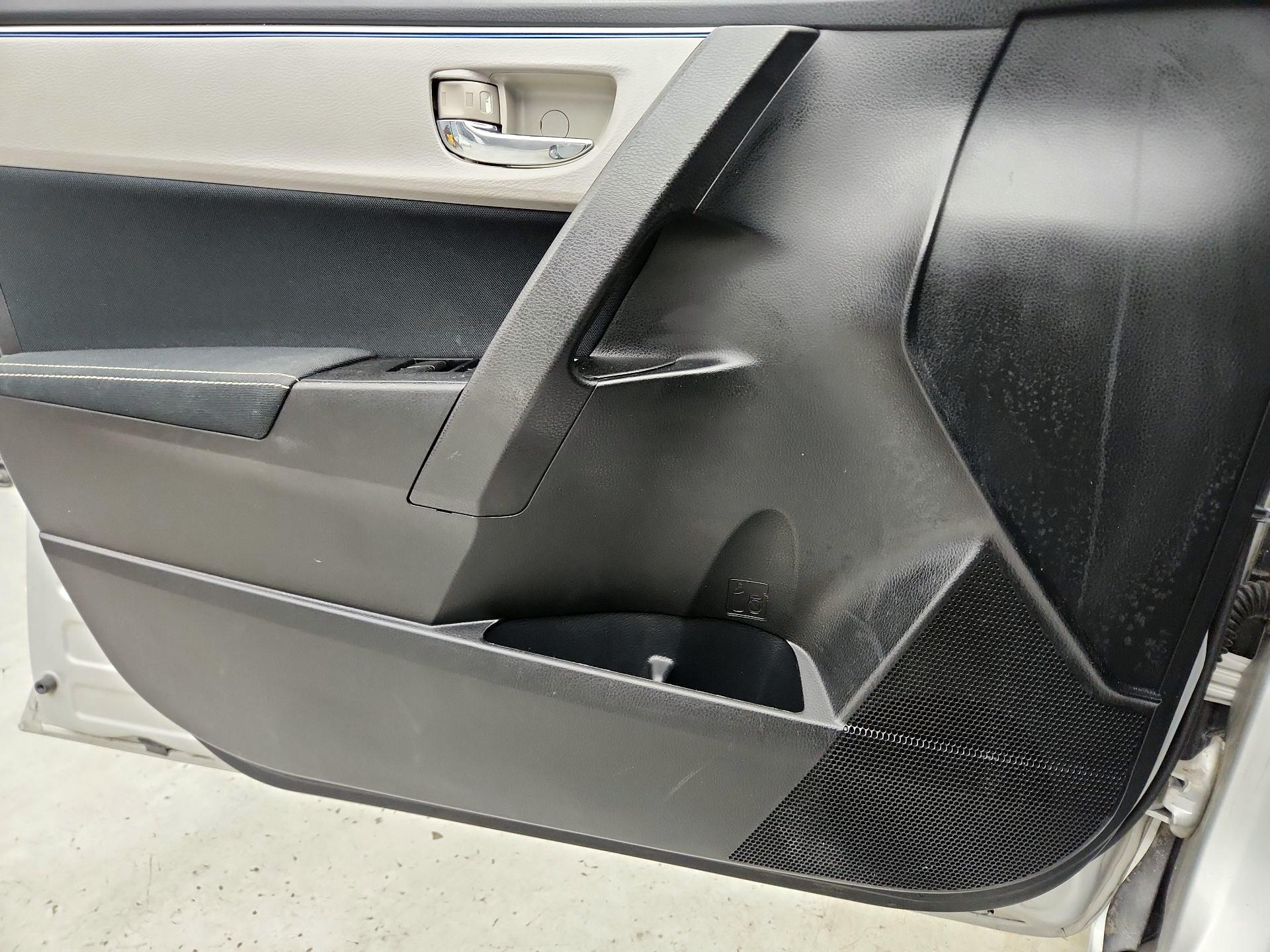 Thumbnail: 2016 Toyota Corolla - 12