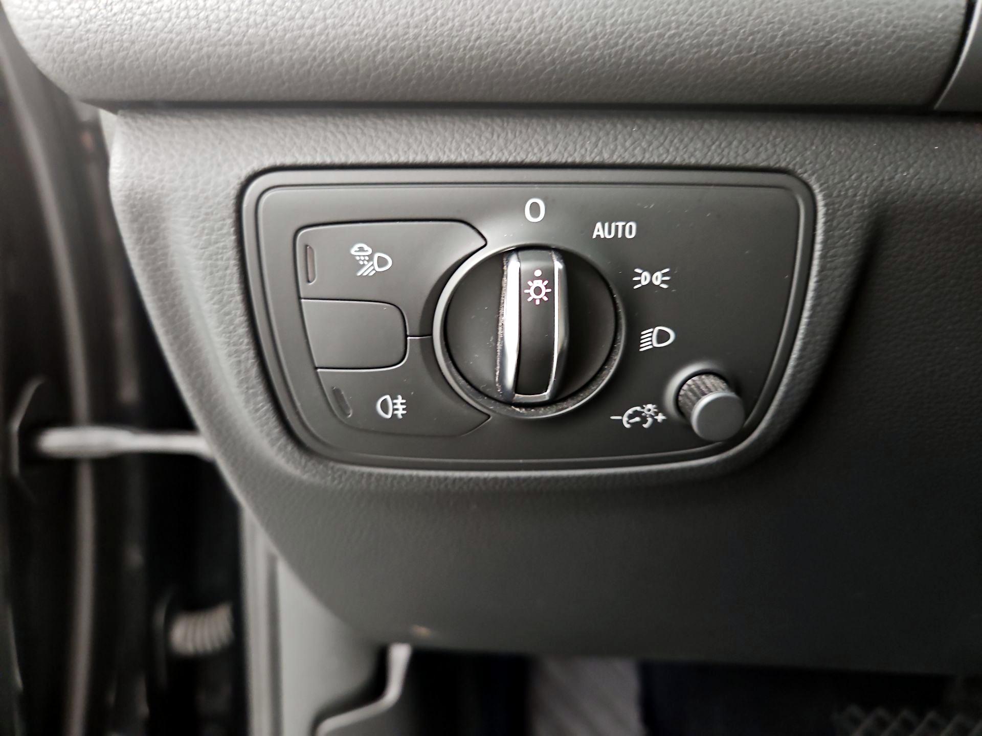 Thumbnail: 2017 Audi A6 - 13