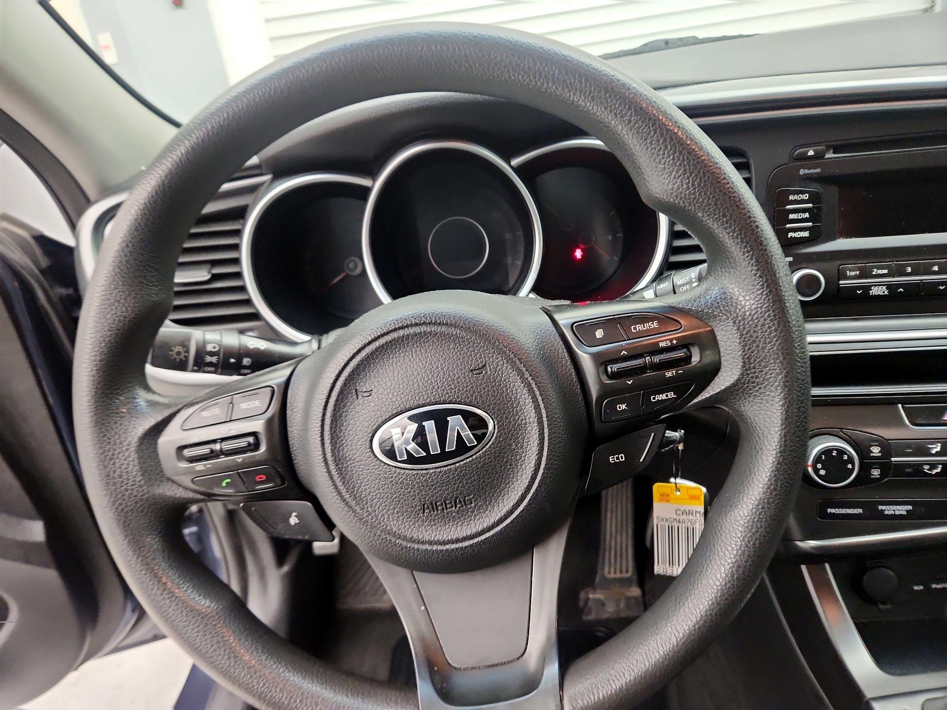 Thumbnail: 2015 Kia Optima - 10