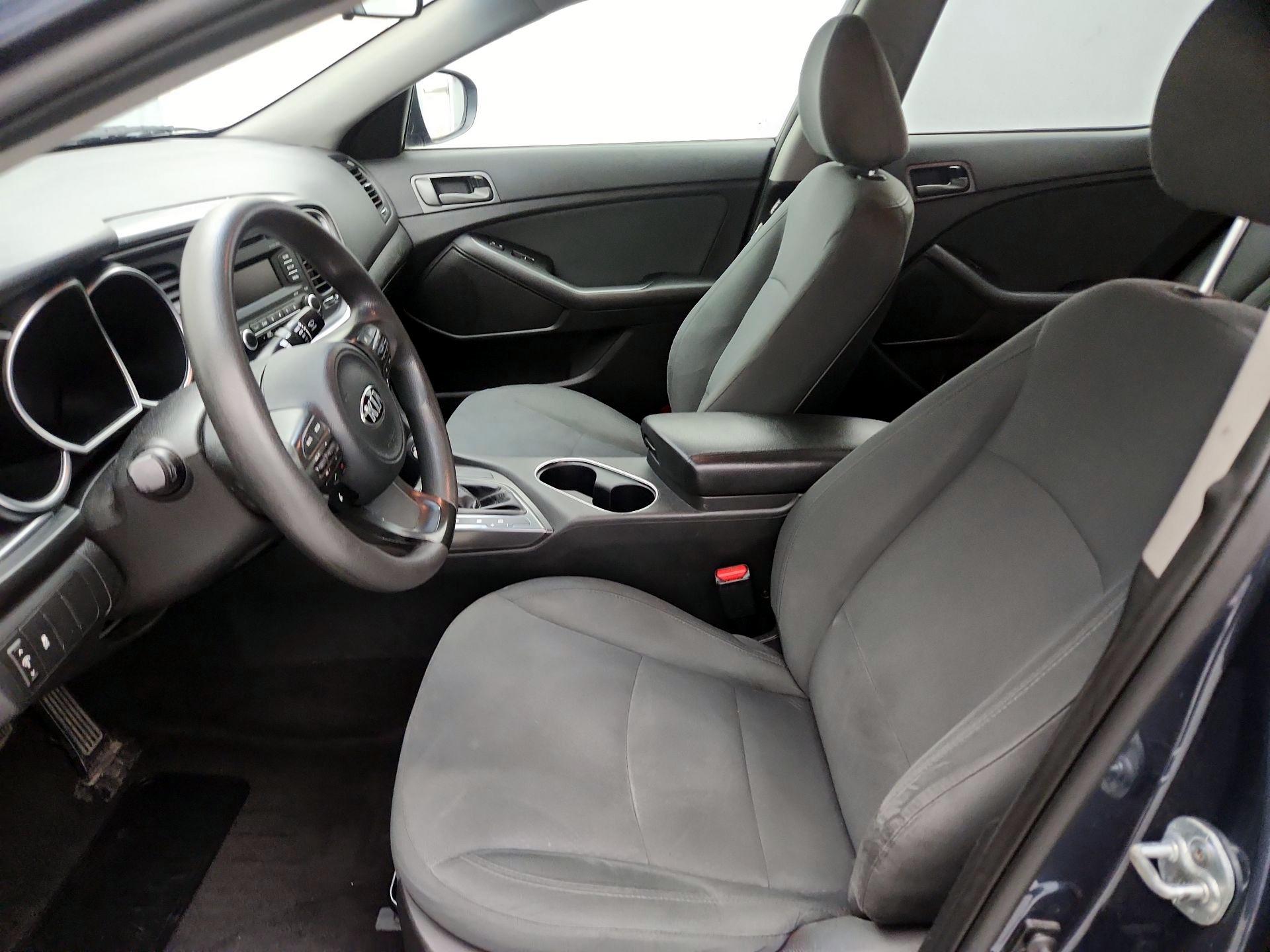 Thumbnail: 2015 Kia Optima - 11