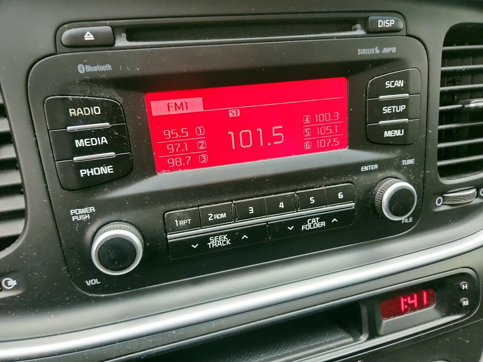 Thumbnail: 2015 Kia Optima - 14