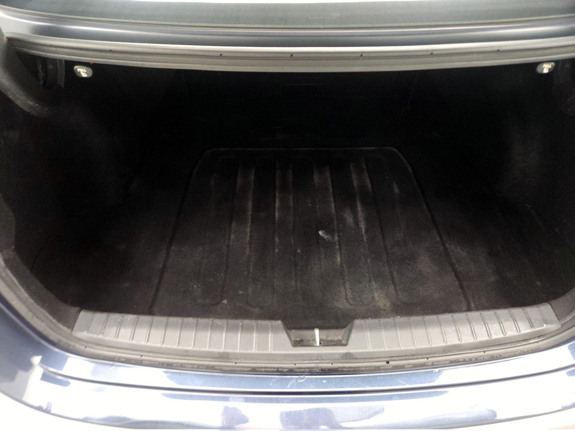 Thumbnail: 2015 Kia Optima - 19