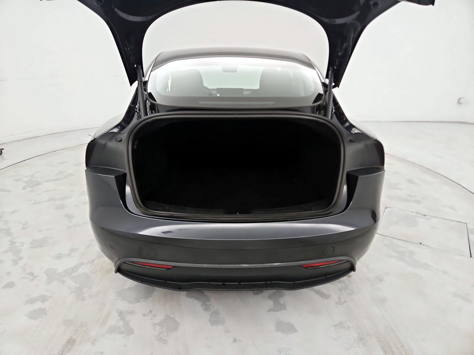 Thumbnail: 2025 Tesla Model 3 - 20