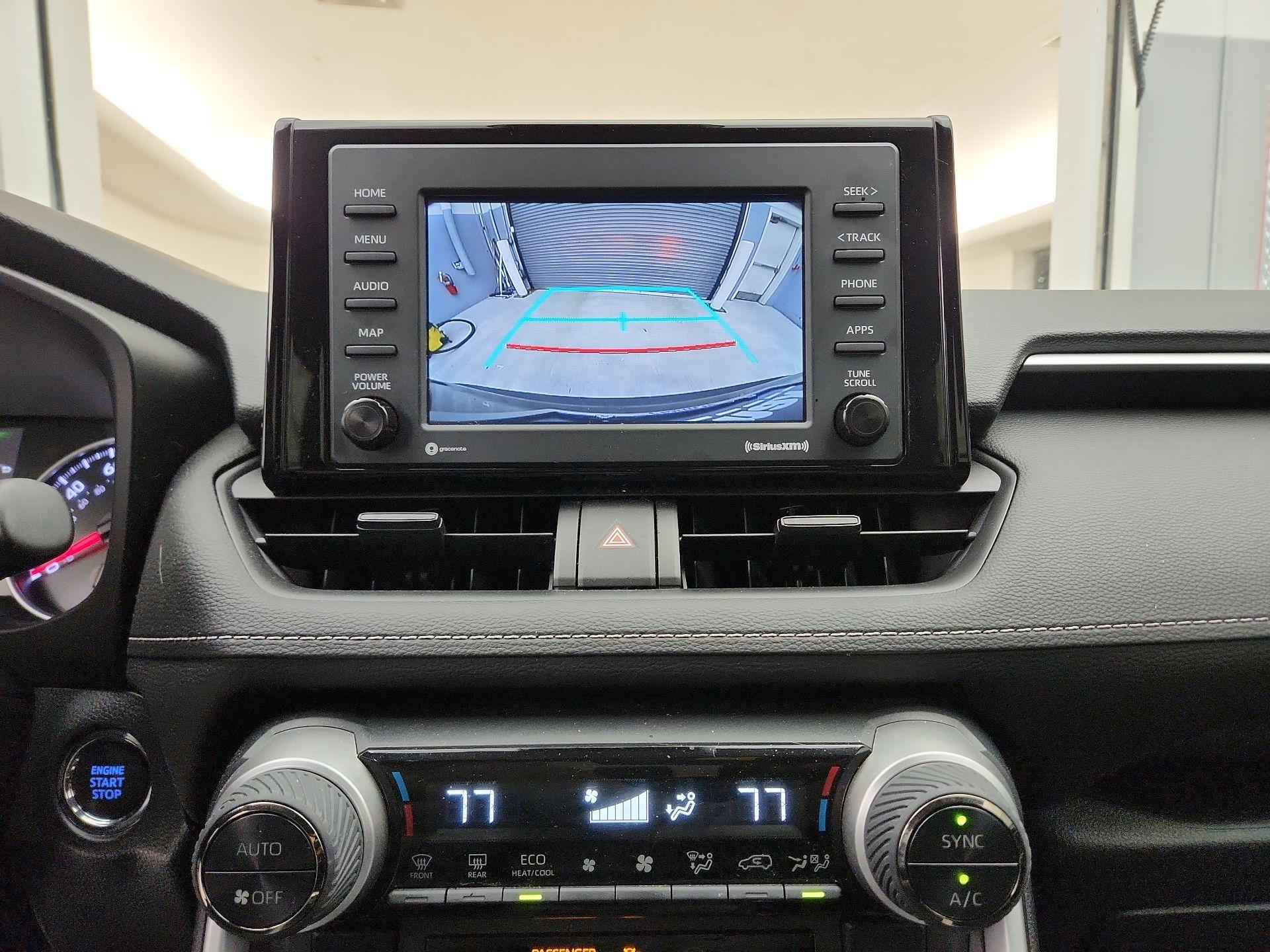 Thumbnail: 2022 Toyota RAV4 - 14