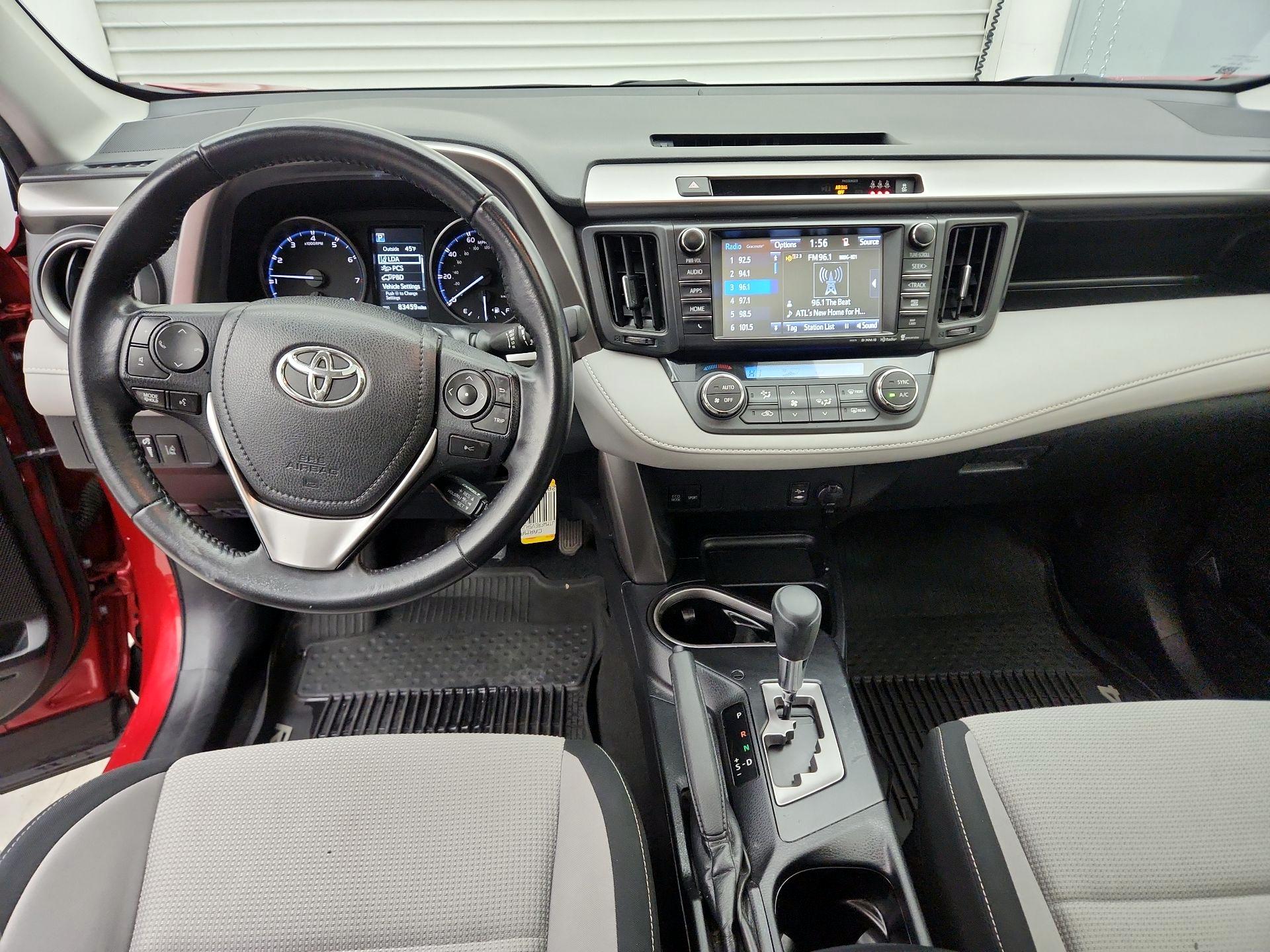 Thumbnail: 2017 Toyota RAV4 - 9