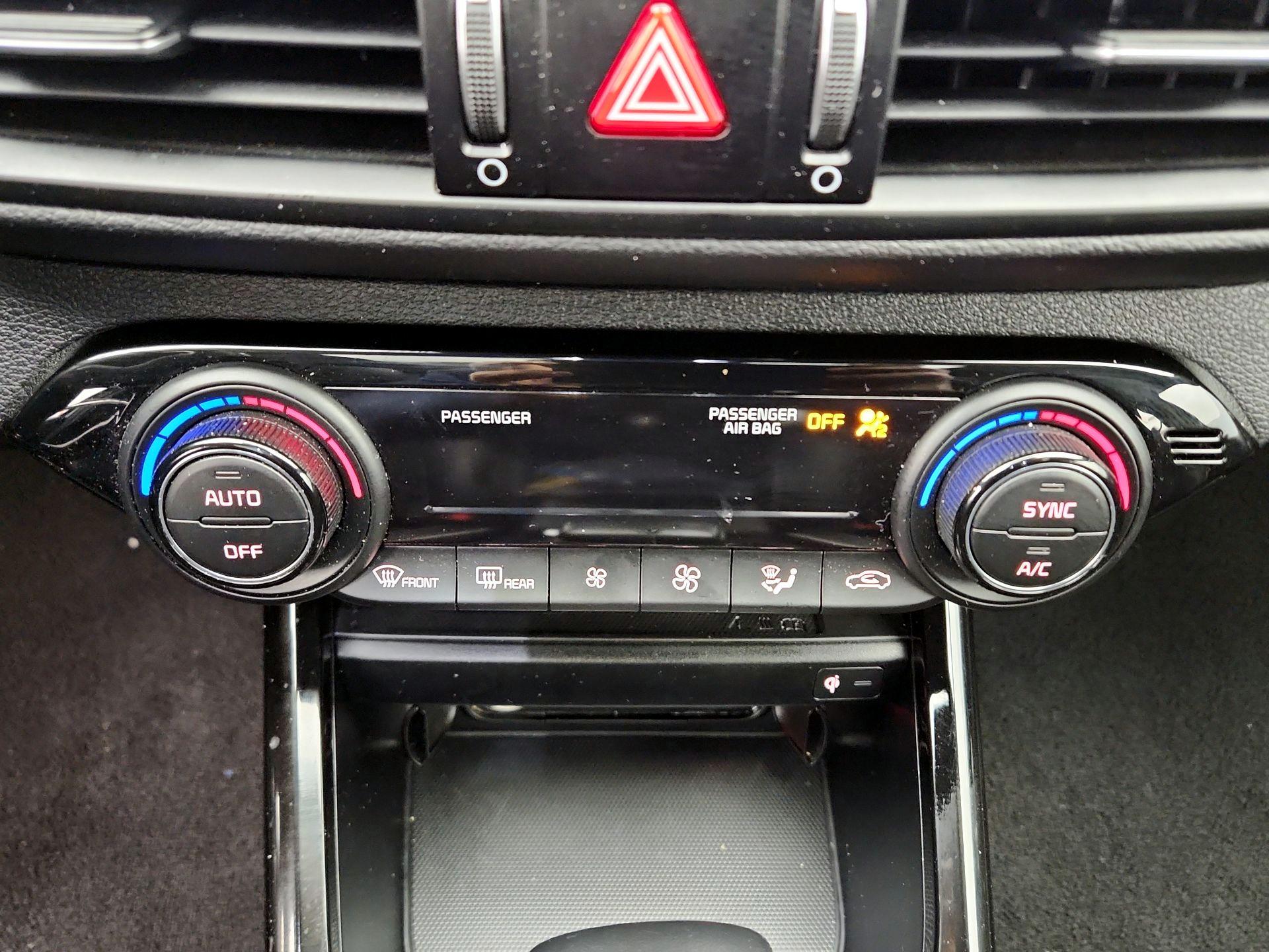 Thumbnail: 2023 Kia Forte - 17