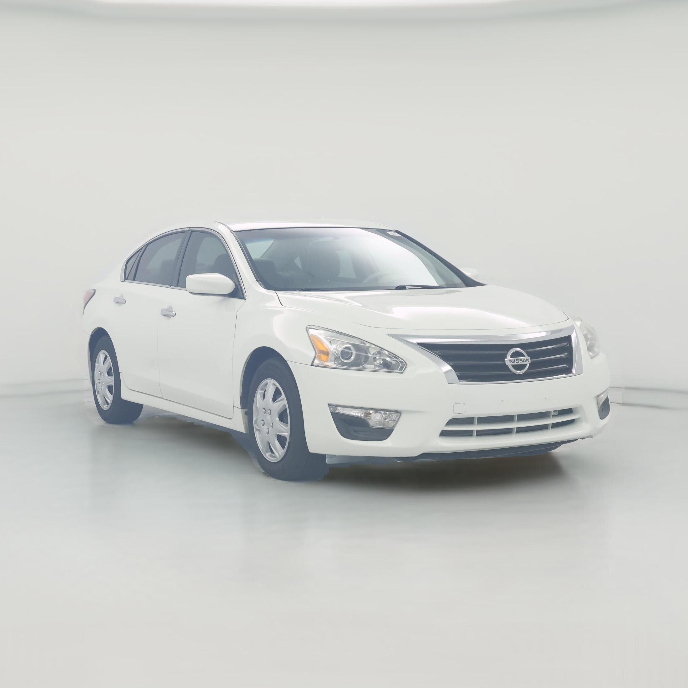 Thumbnail: 2015 Nissan Altima - 1