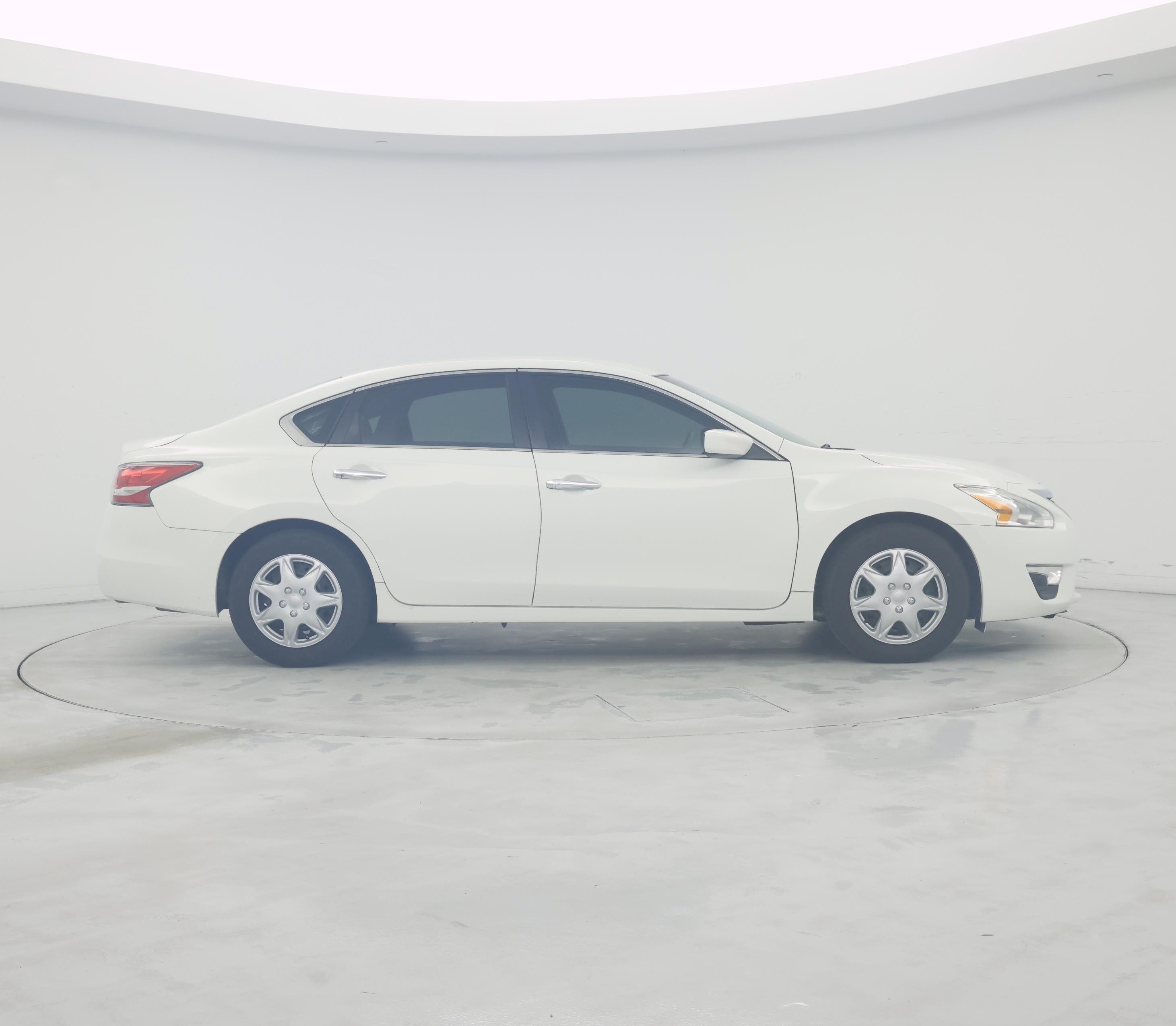 Thumbnail: 2015 Nissan Altima - 7