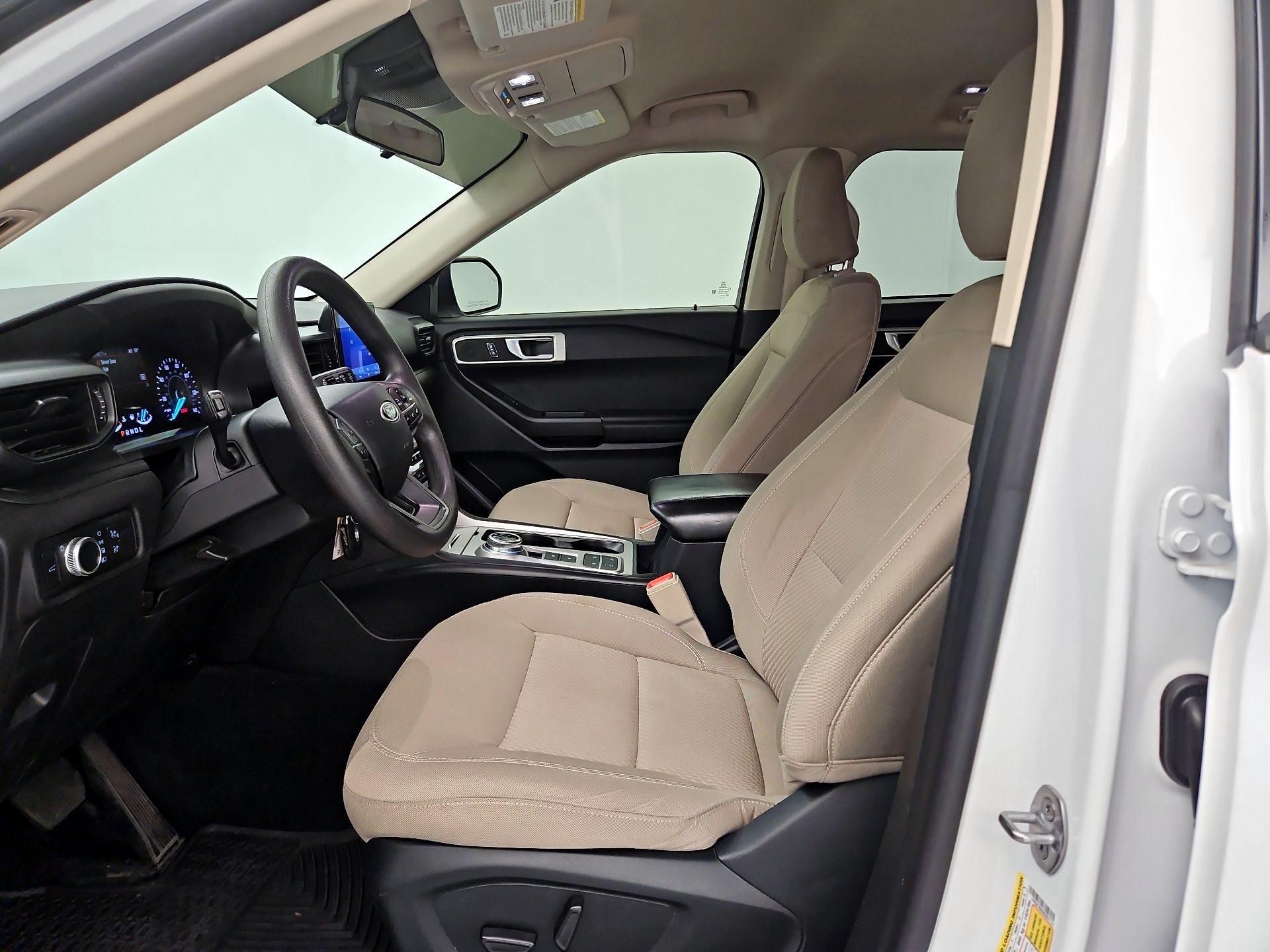 Thumbnail: 2021 Ford Explorer - 11