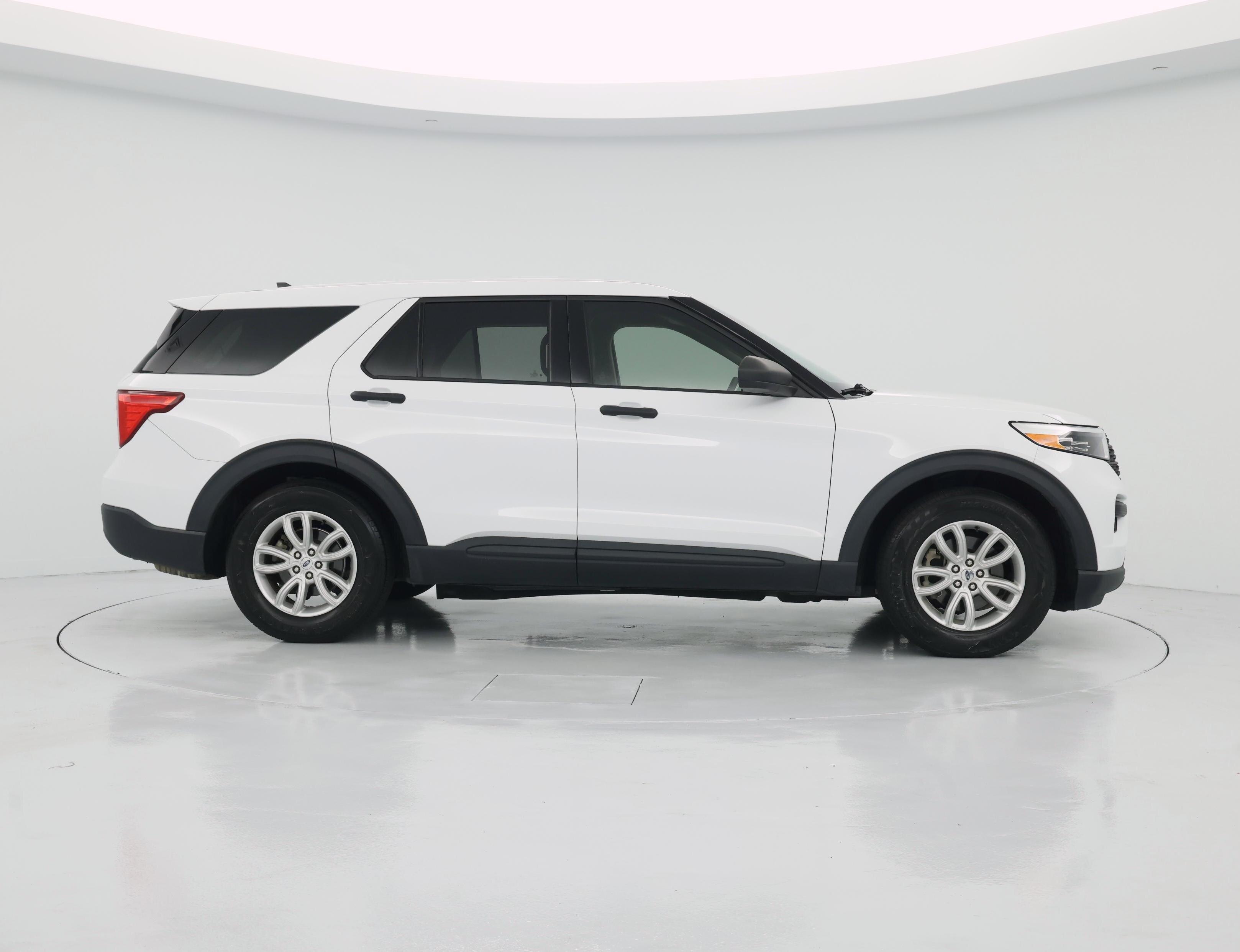 Thumbnail: 2021 Ford Explorer - 7