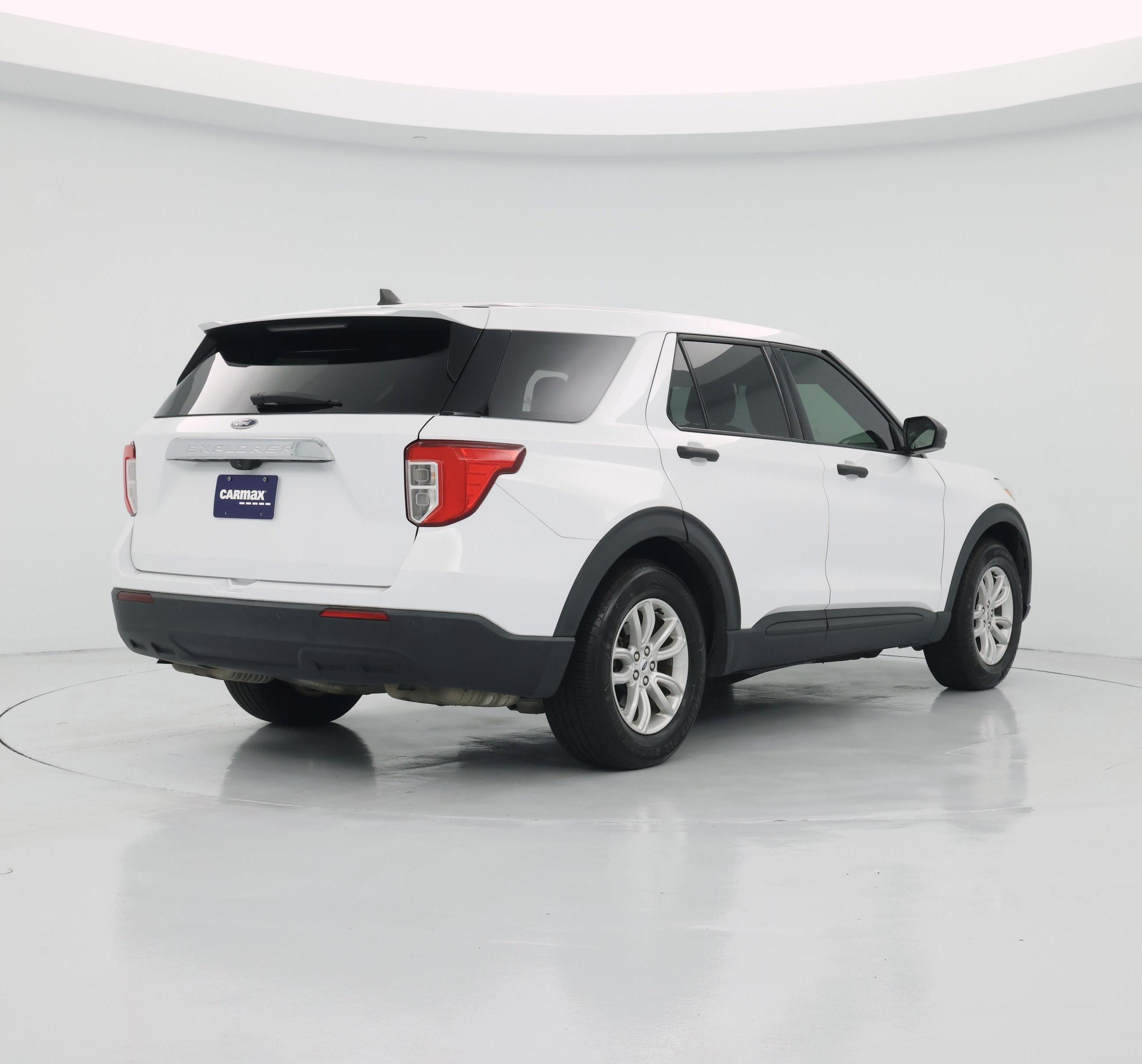 Thumbnail: 2021 Ford Explorer - 8