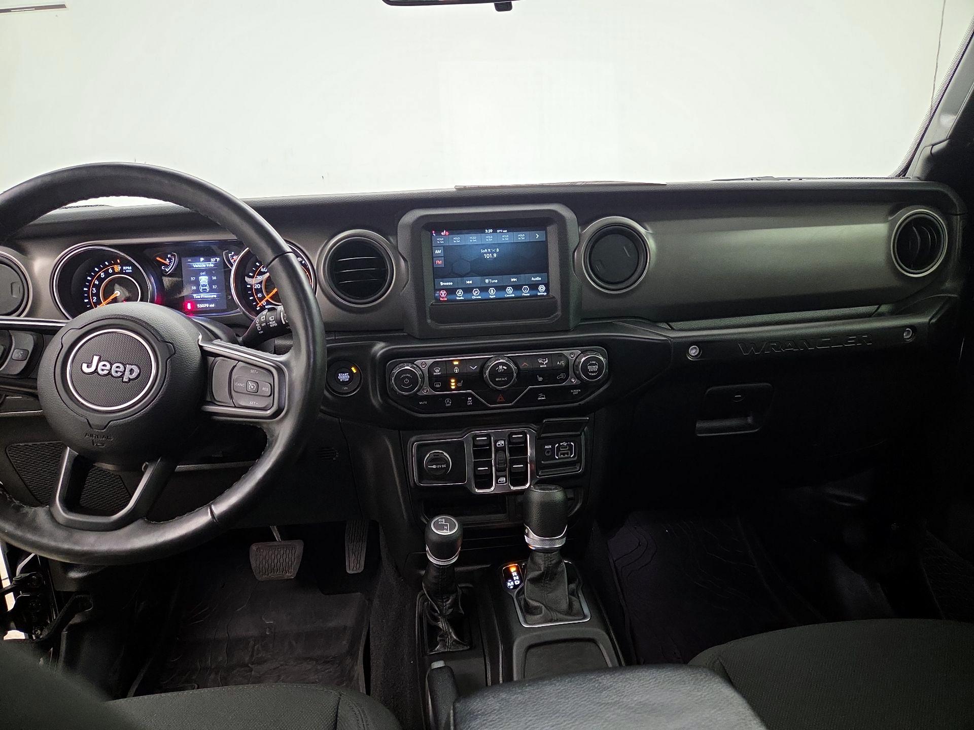 Thumbnail: 2022 Jeep Wrangler - 9