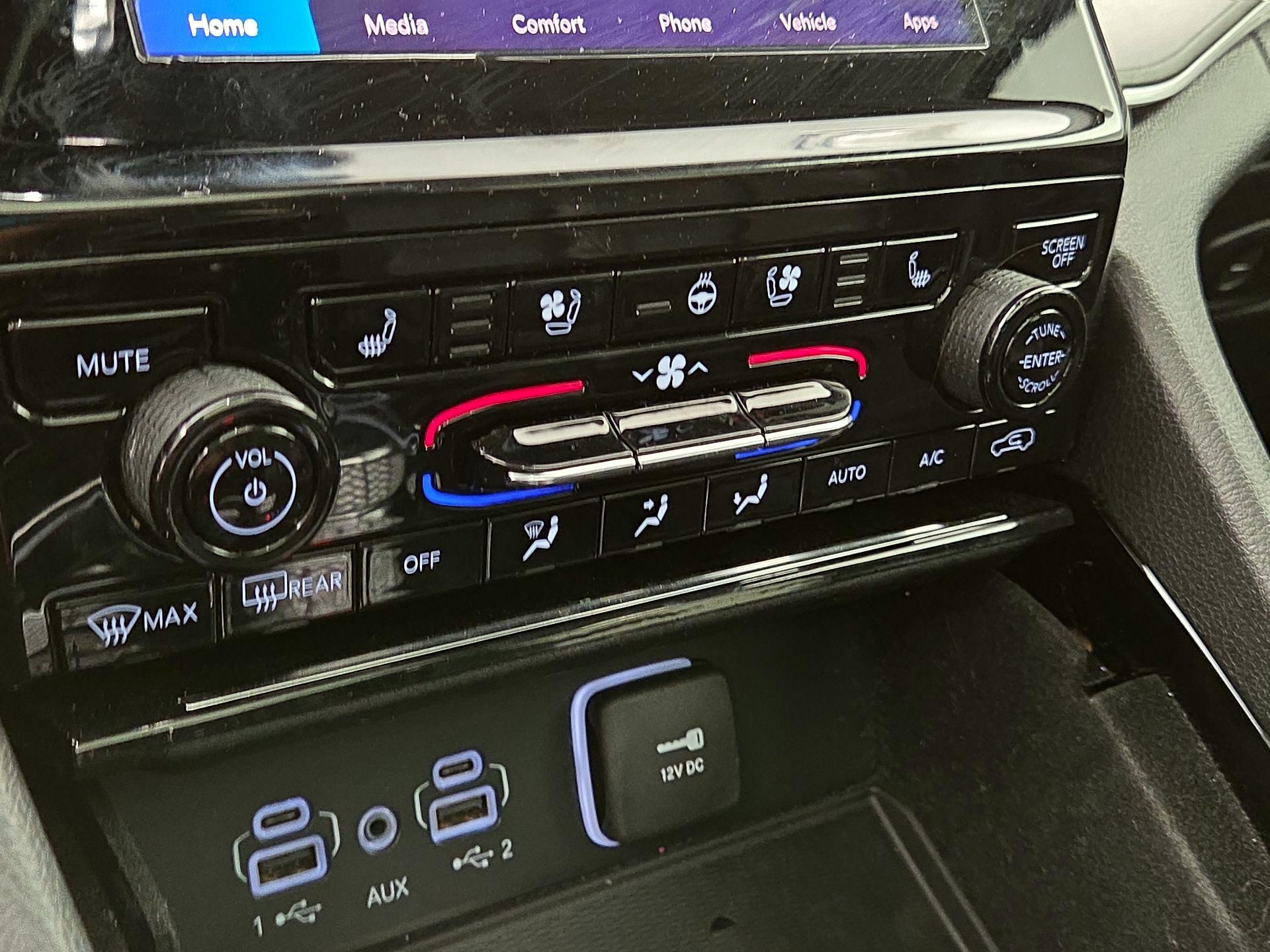 Thumbnail: 2022 Jeep Grand Cherokee L - 16