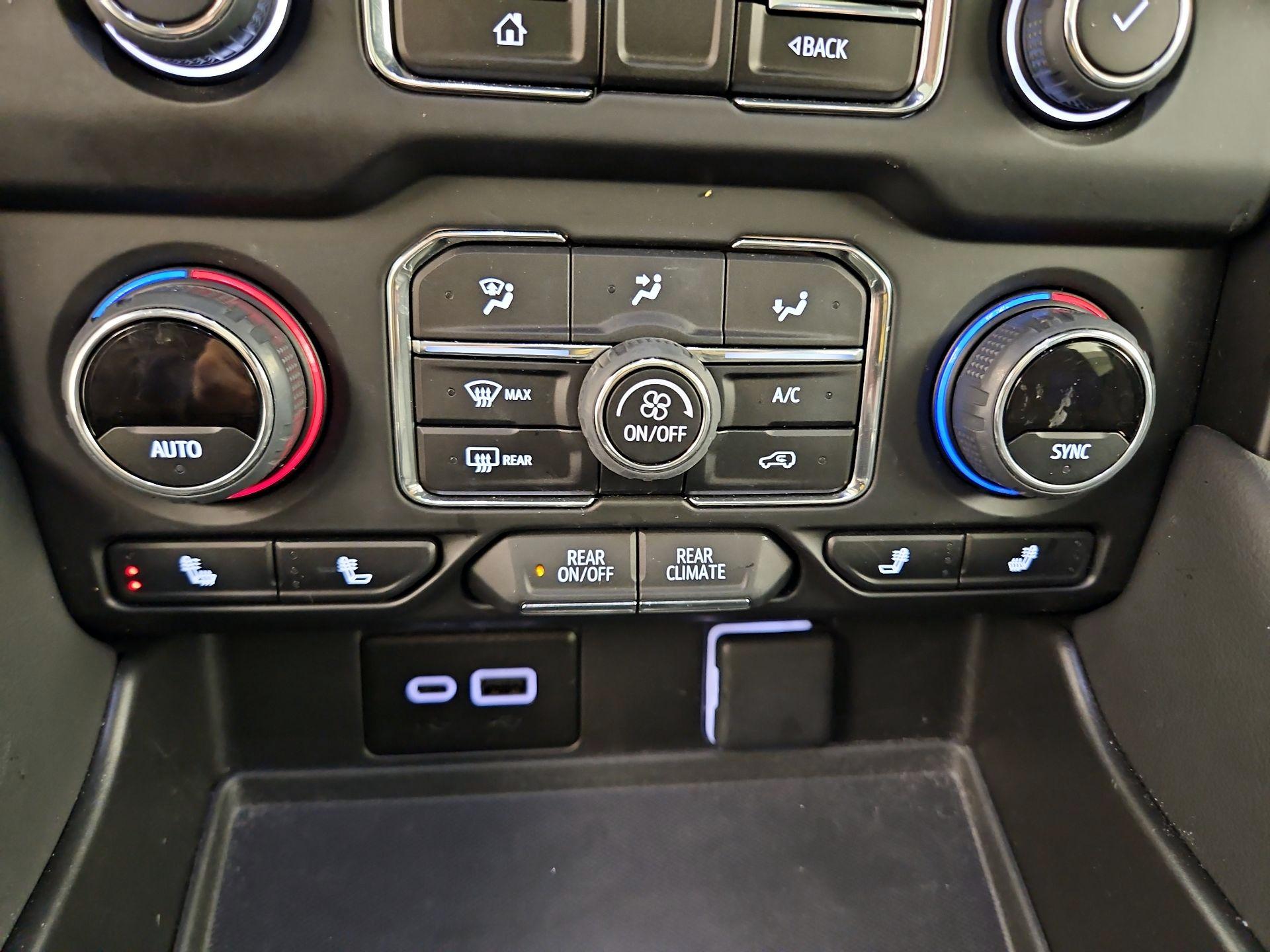 Thumbnail: 2024 Chevrolet Tahoe - 16