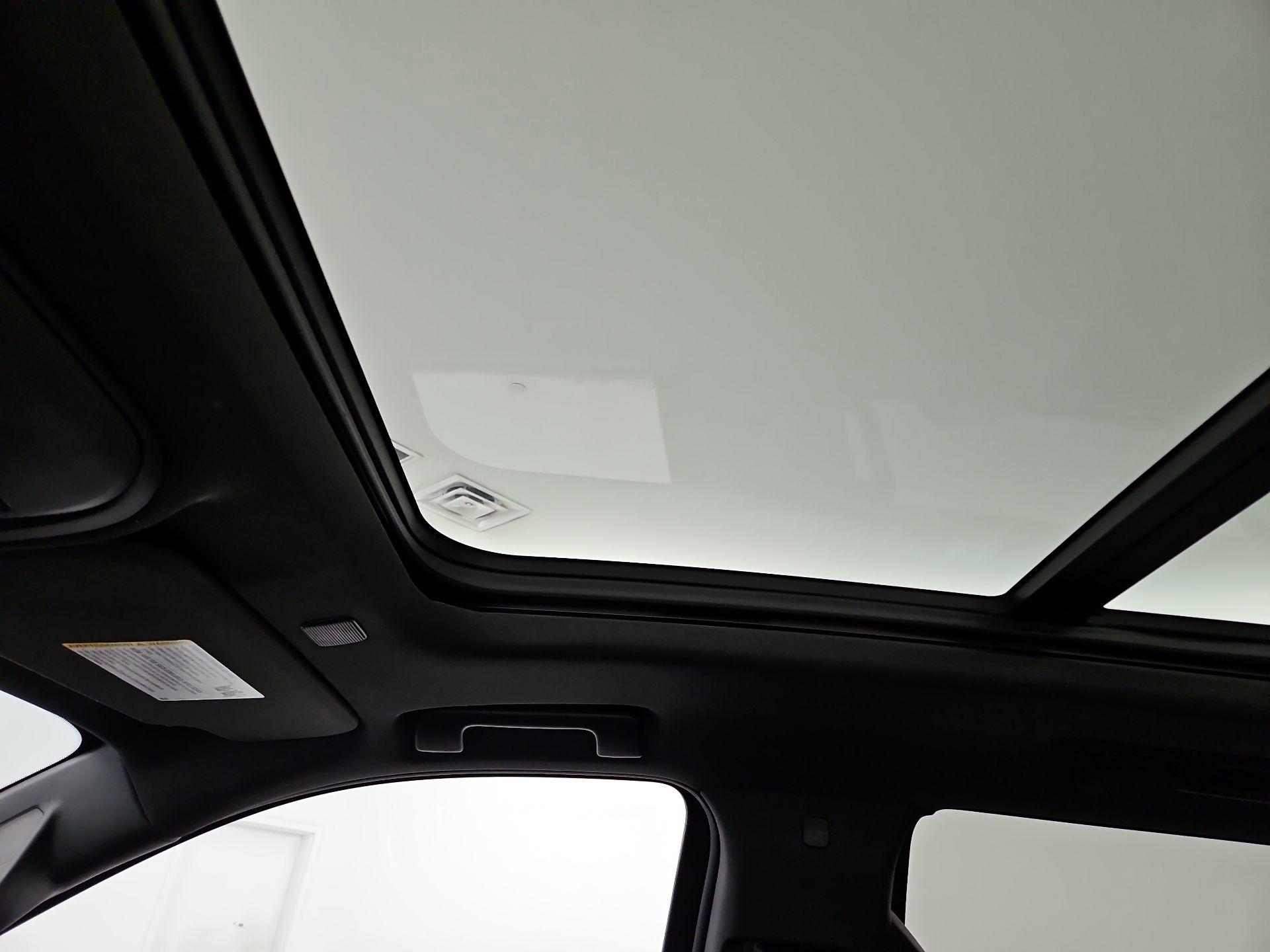 Thumbnail: 2024 Chevrolet Tahoe - 19