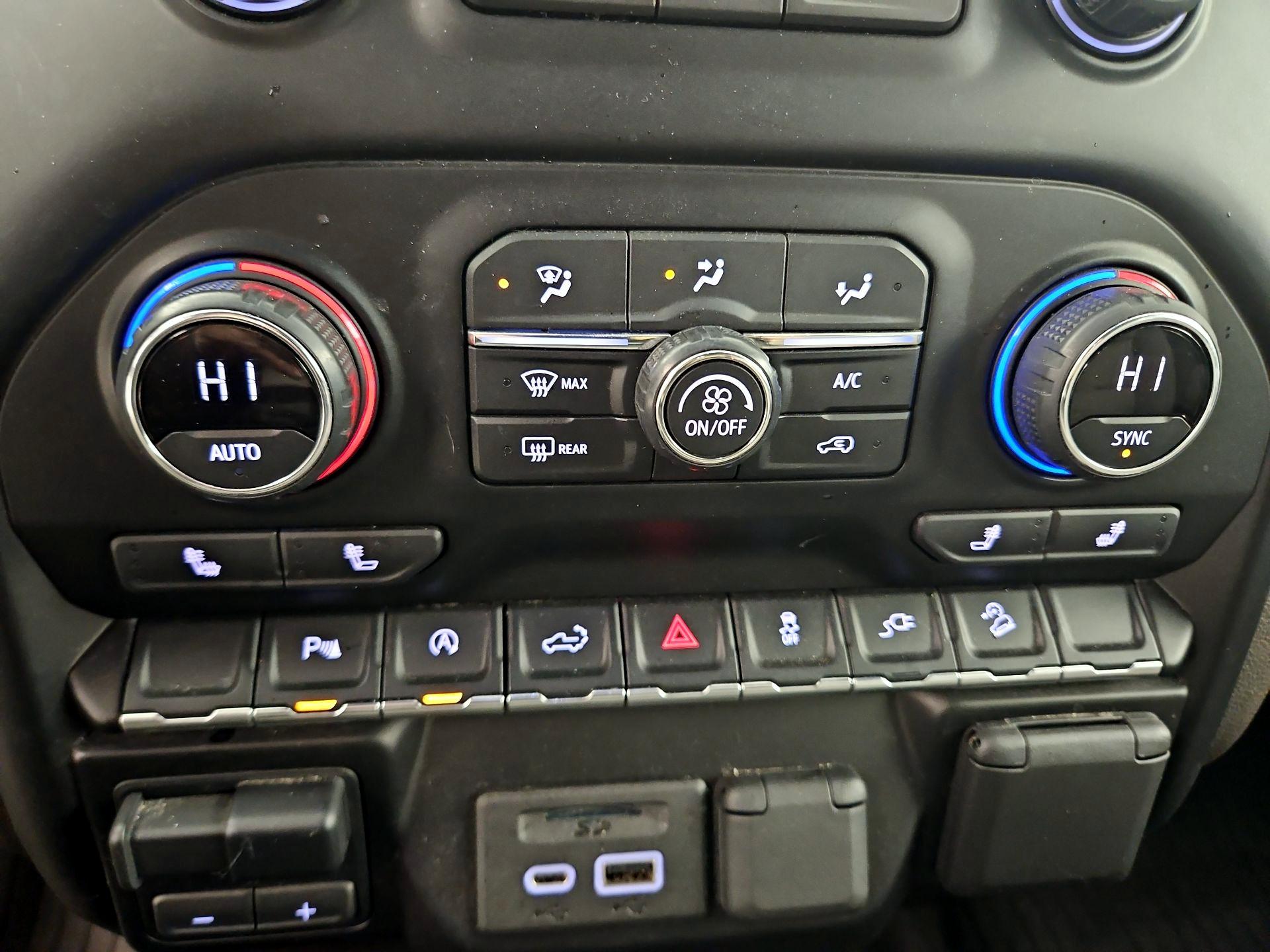 Thumbnail: 2021 Chevrolet Silverado 1500 - 16