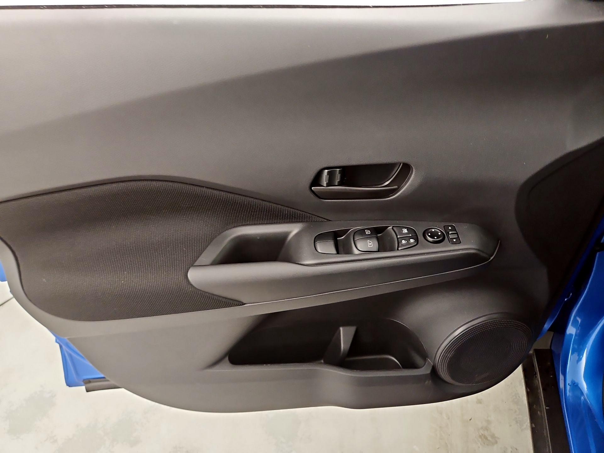 Thumbnail: 2024 Nissan Kicks - 12