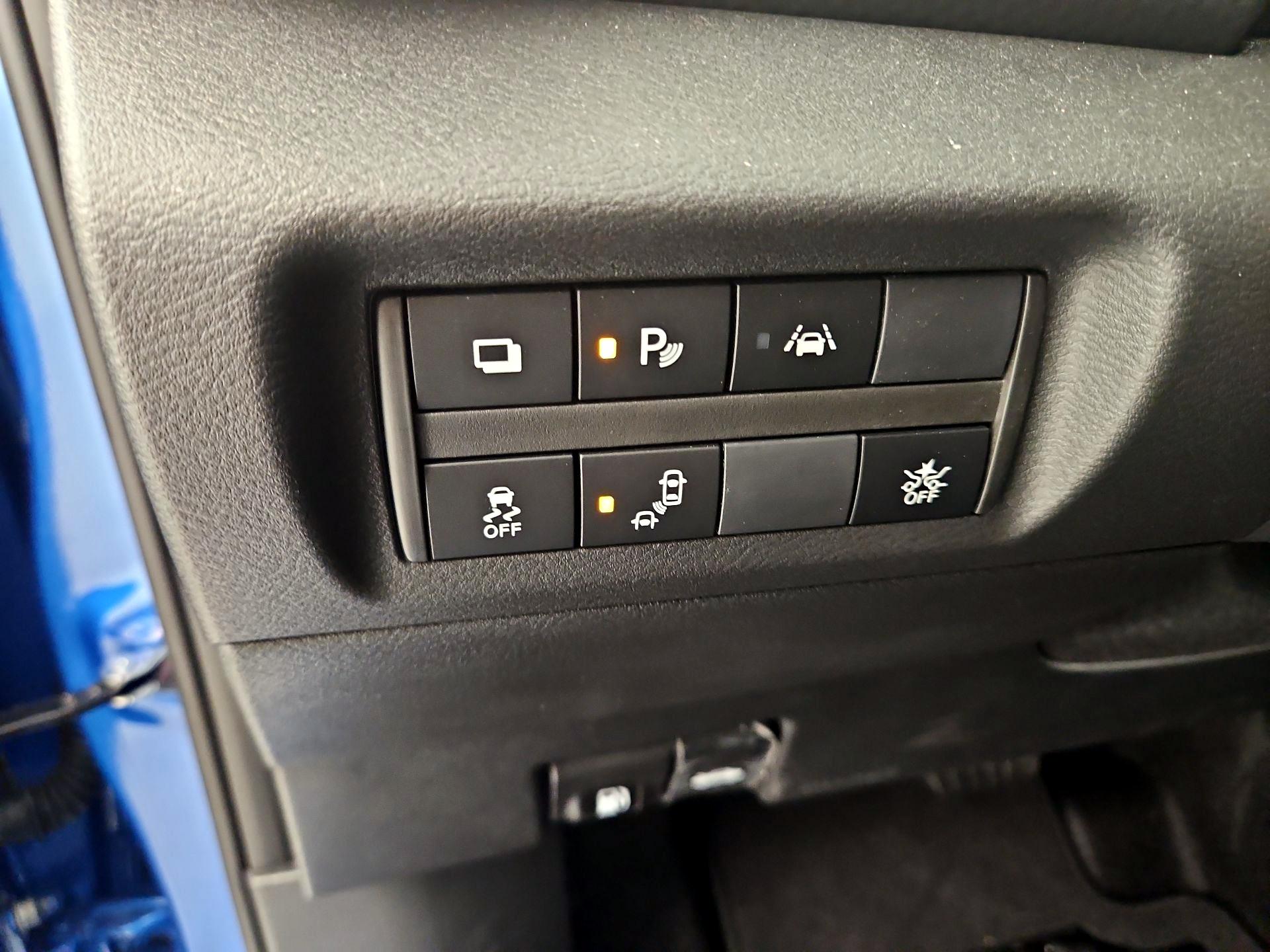 Thumbnail: 2024 Nissan Kicks - 13