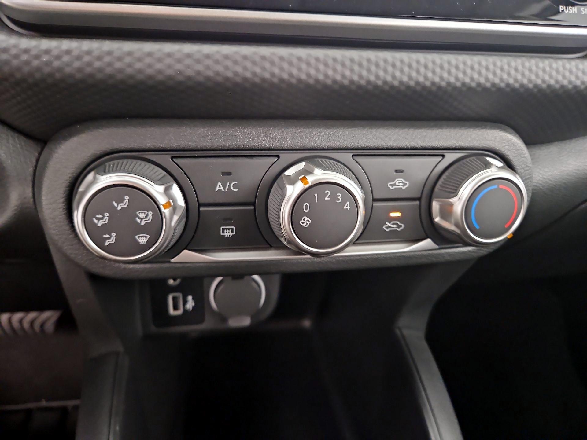 Thumbnail: 2024 Nissan Kicks - 16