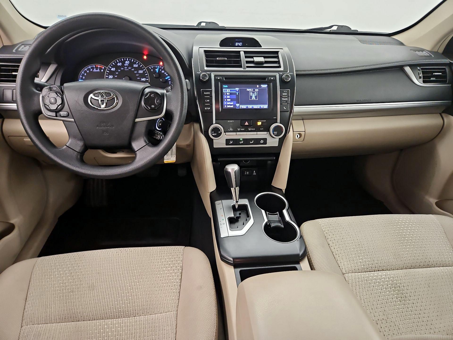 Thumbnail: 2014 Toyota Camry - 9