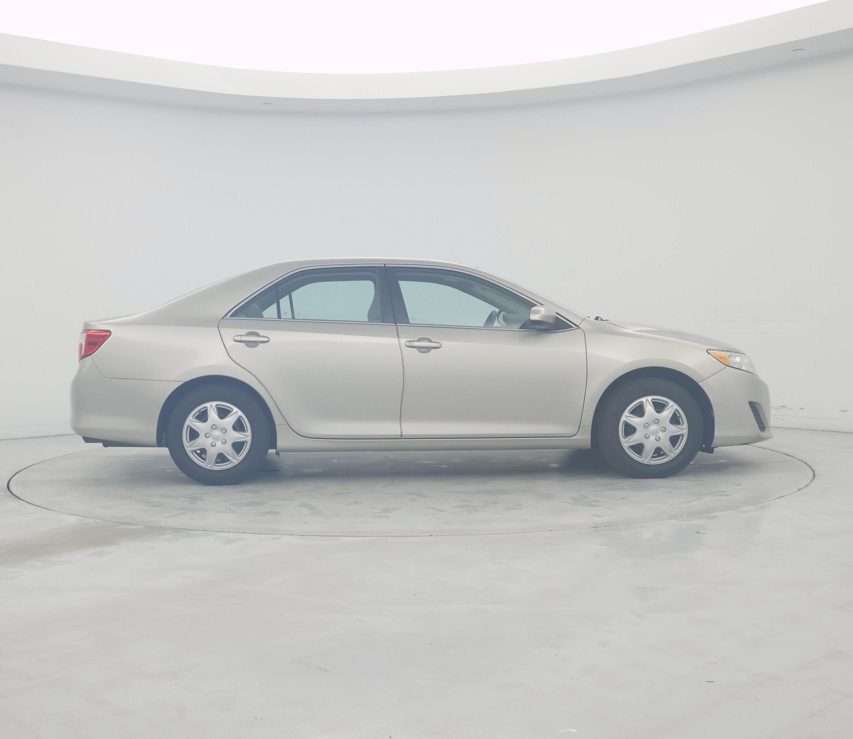 Thumbnail: 2014 Toyota Camry - 7