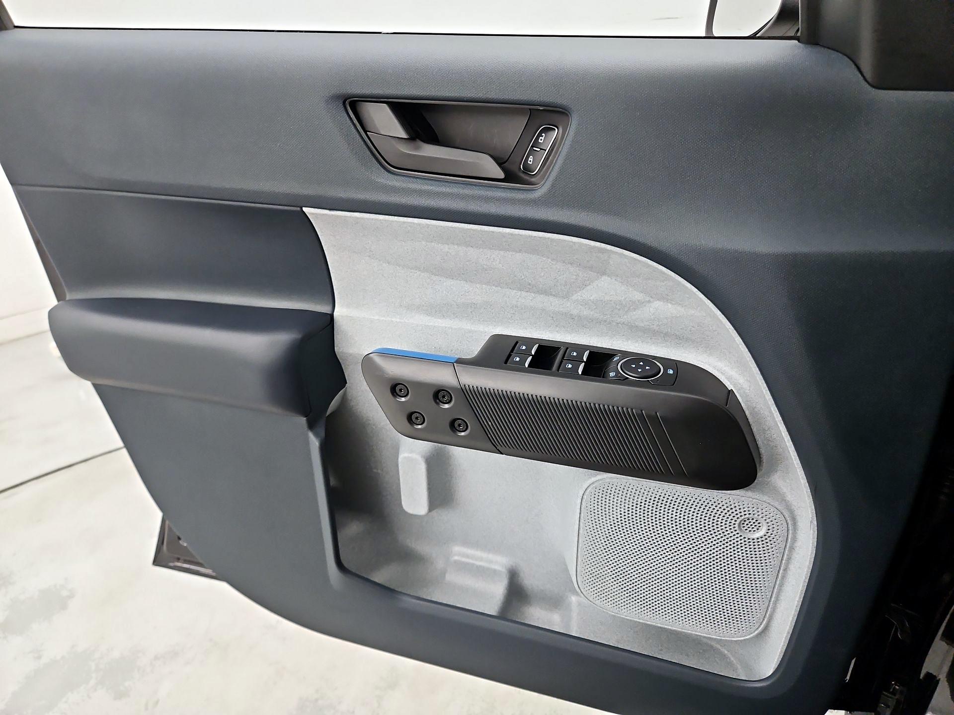 Thumbnail: 2025 Ford Maverick - 12