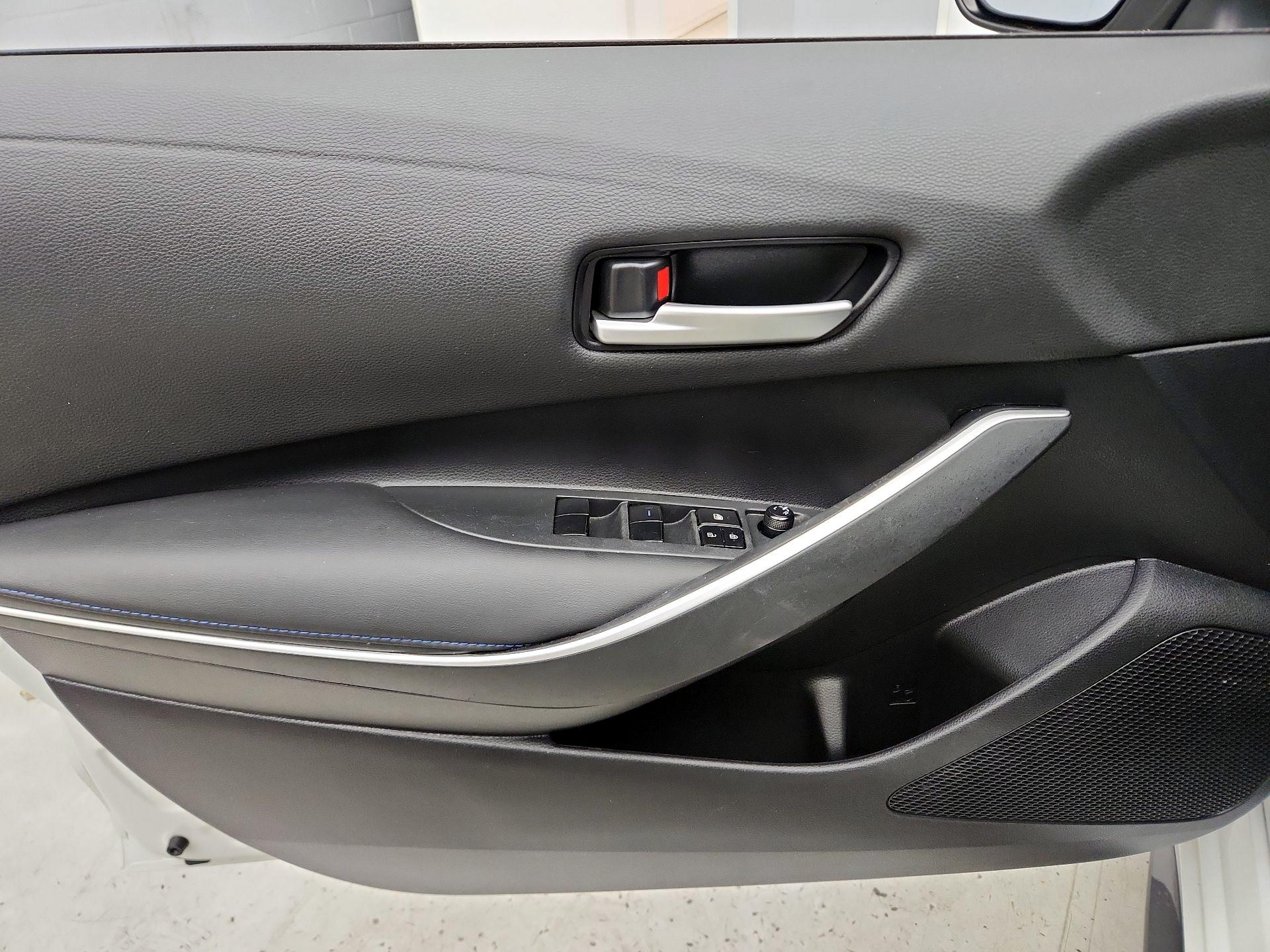 Thumbnail: 2021 Toyota Corolla - 12