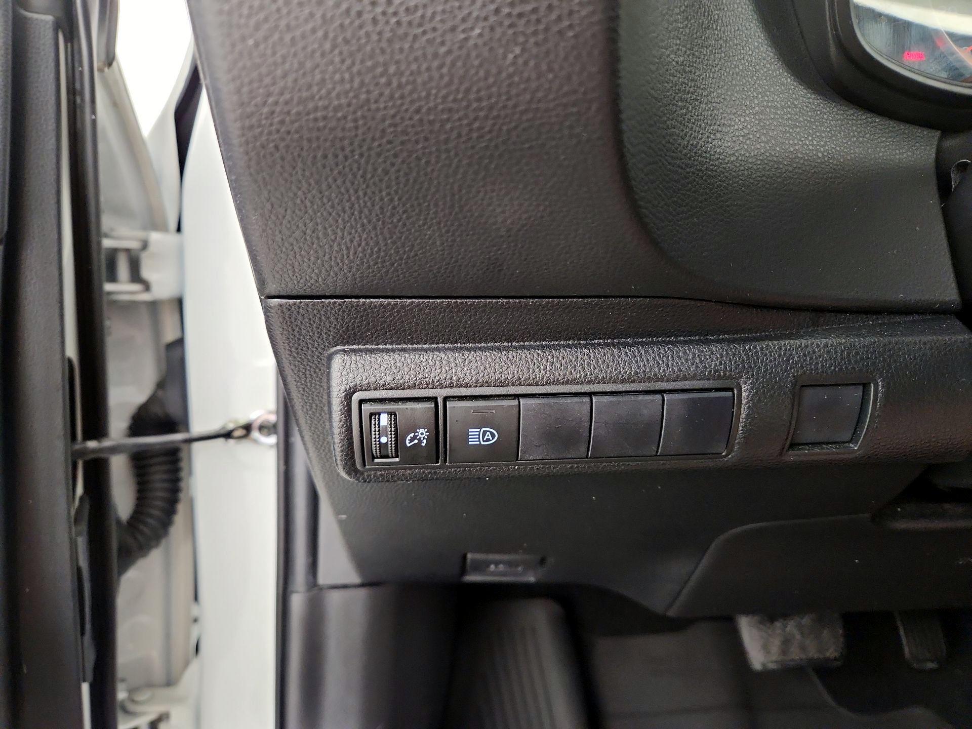 Thumbnail: 2021 Toyota Corolla - 13