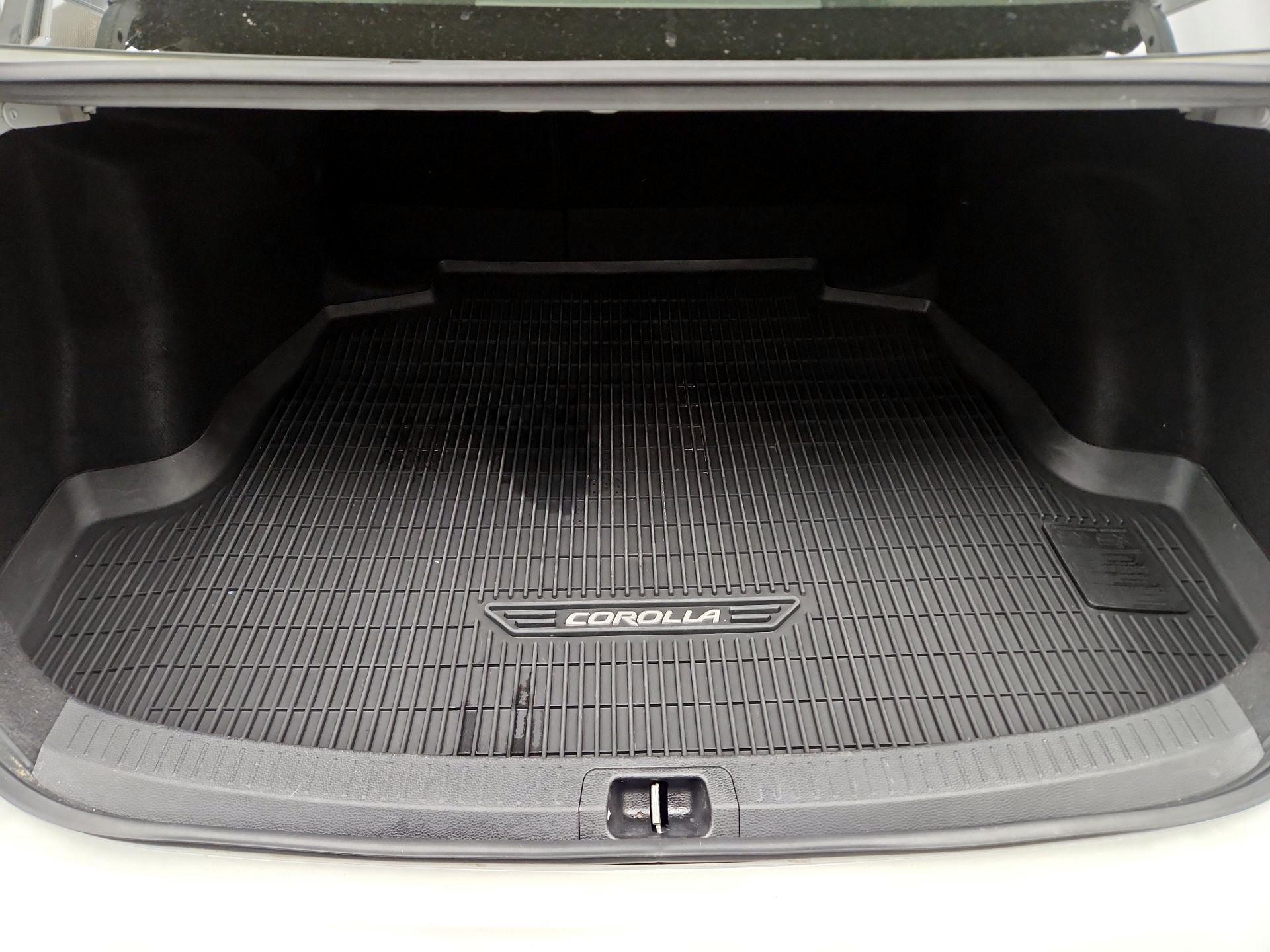 Thumbnail: 2021 Toyota Corolla - 20