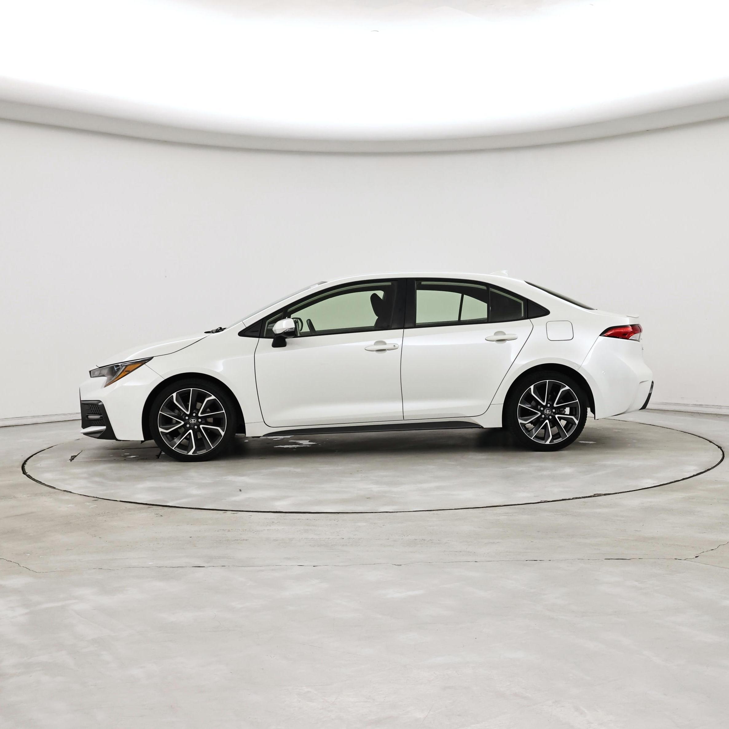 Thumbnail: 2021 Toyota Corolla - 3