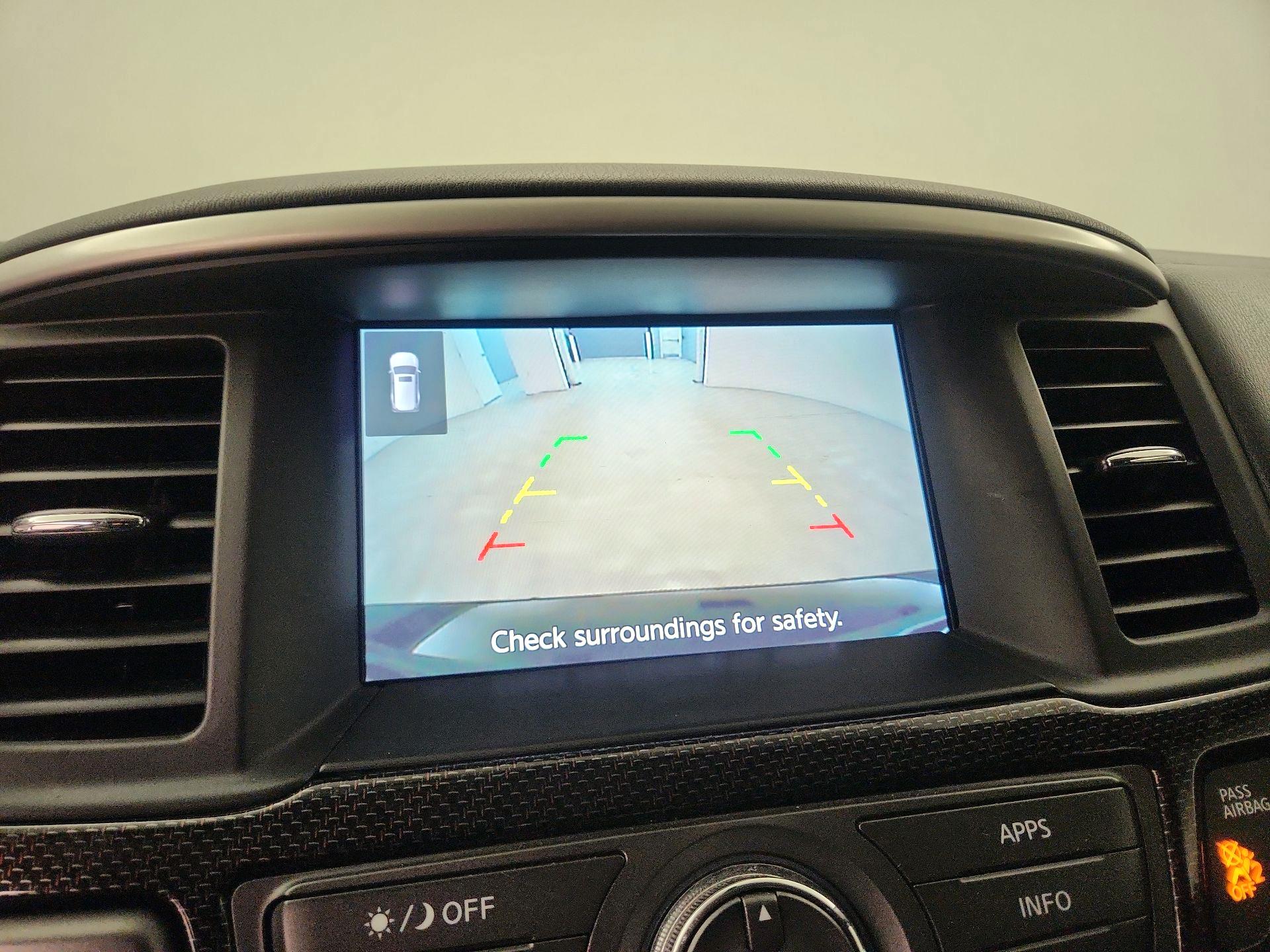 Thumbnail: 2020 Nissan Pathfinder - 14