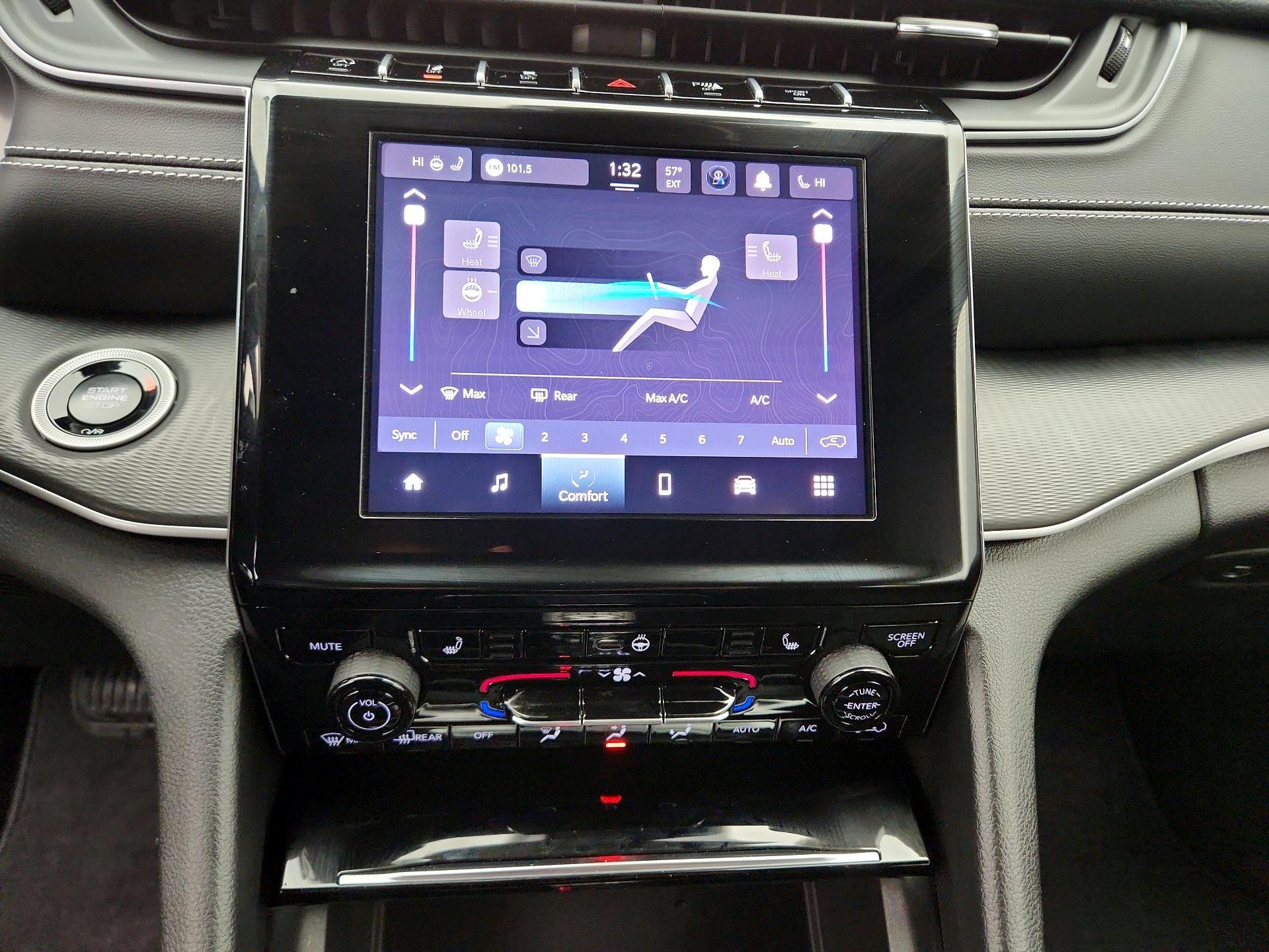 Thumbnail: 2024 Jeep Grand Cherokee - 16