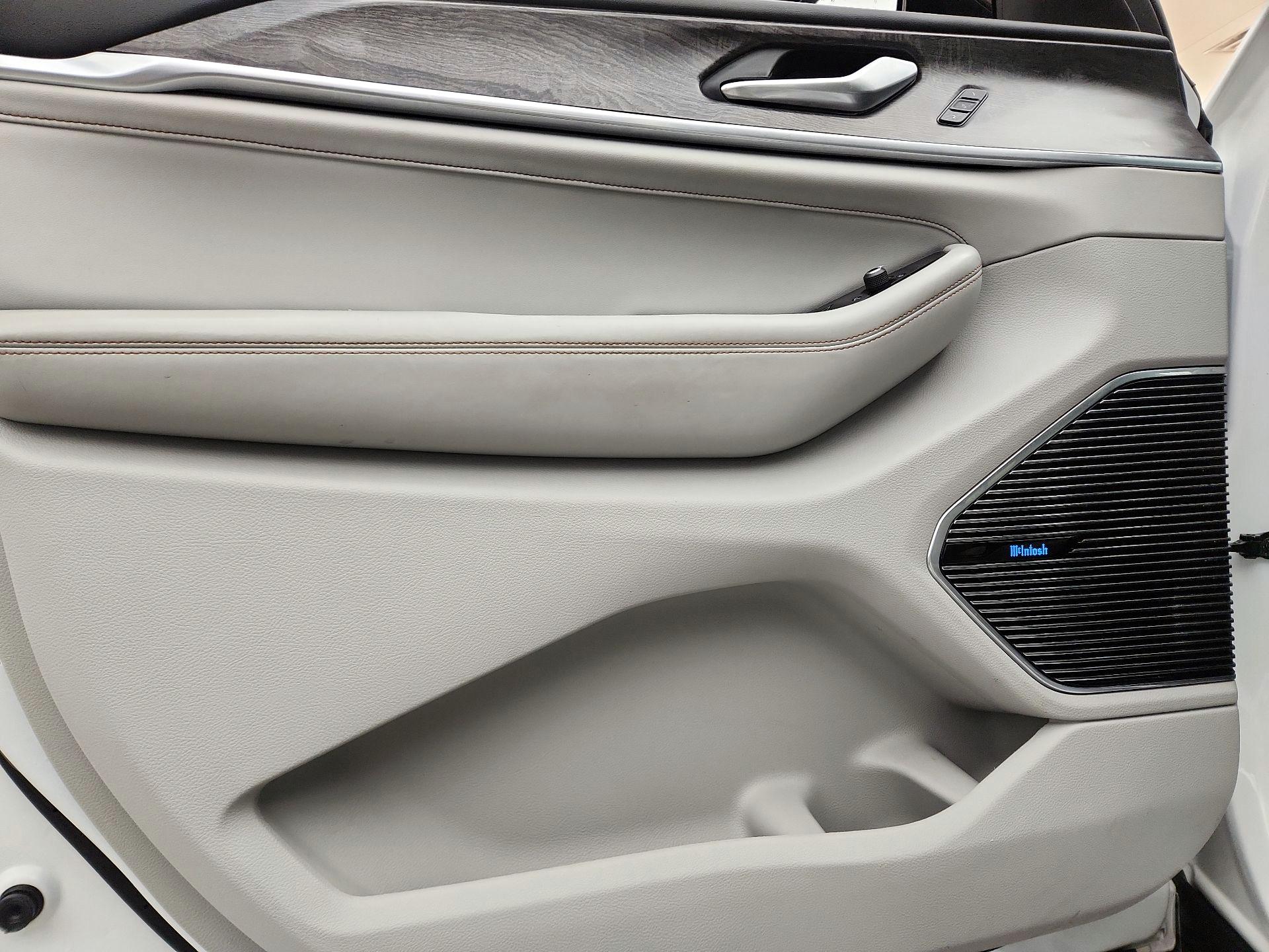 Thumbnail: 2021 Jeep Grand Cherokee L - 12