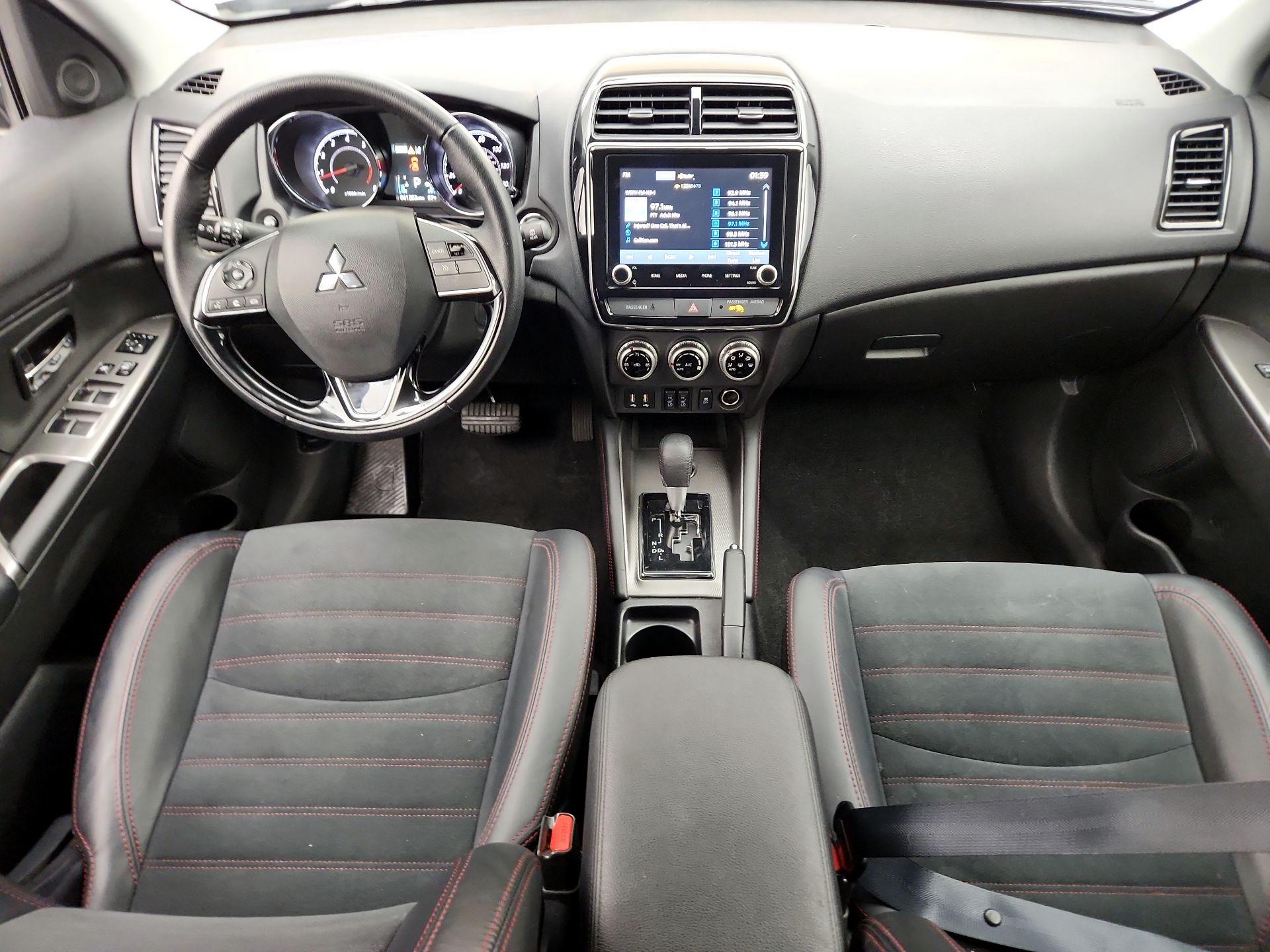 Thumbnail: 2024 Mitsubishi Outlander Sport - 9