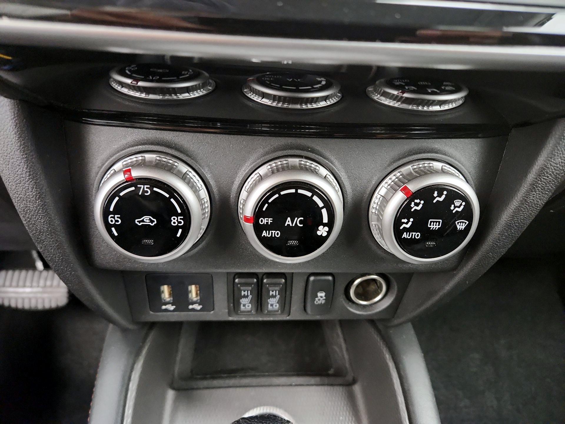 Thumbnail: 2024 Mitsubishi Outlander Sport - 16