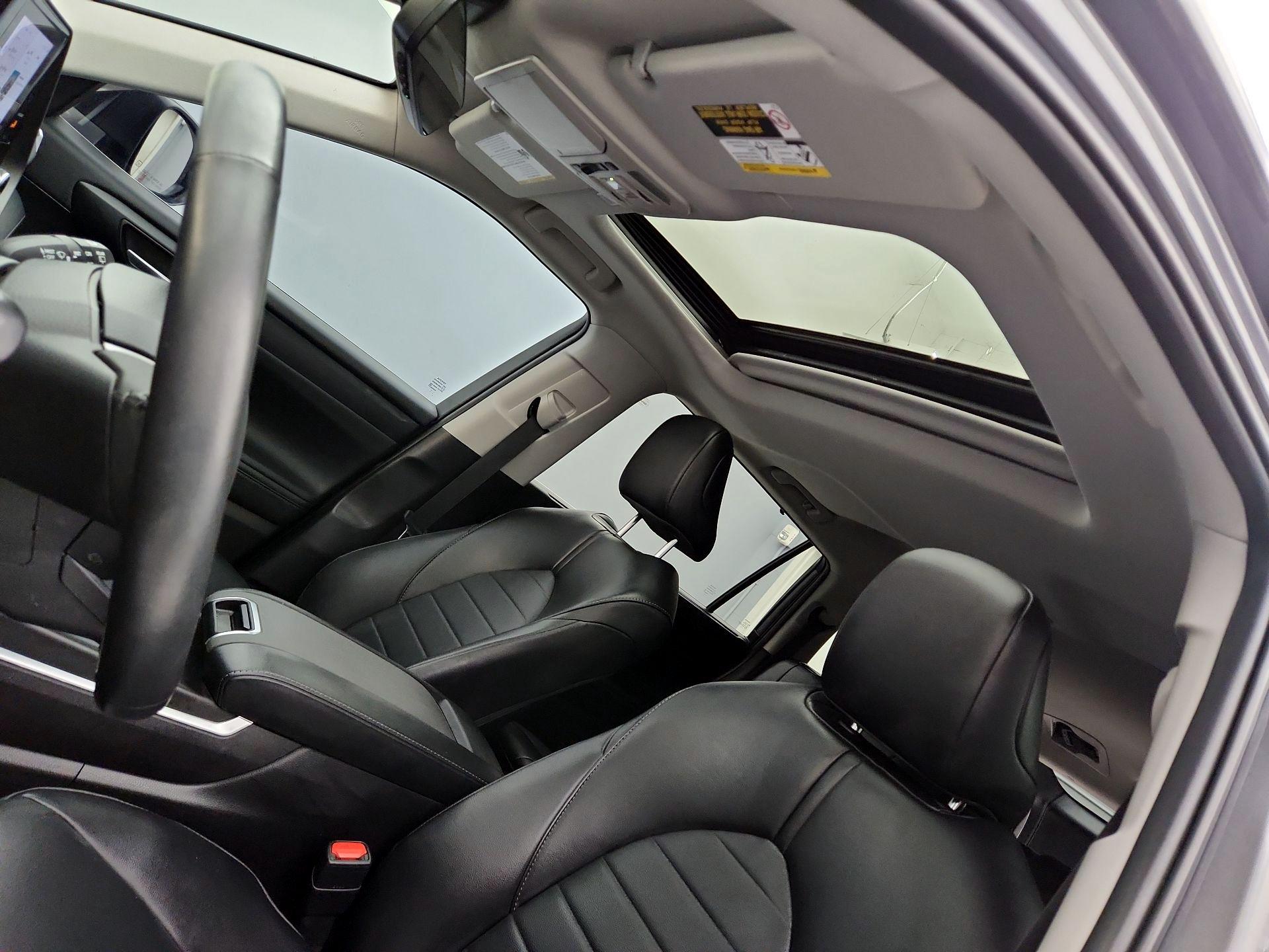 Thumbnail: 2023 Toyota Highlander - 19