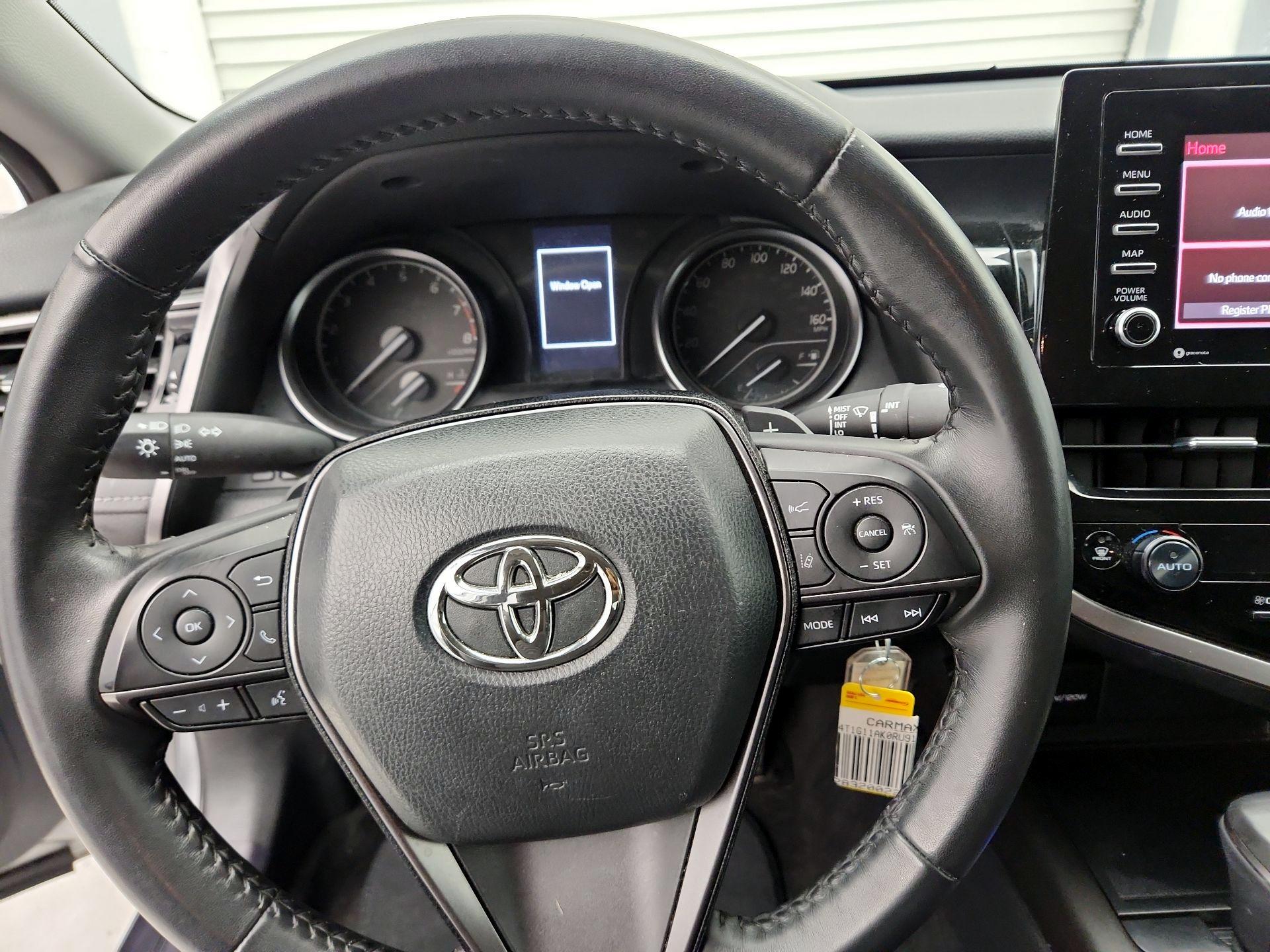 Thumbnail: 2024 Toyota Camry - 10